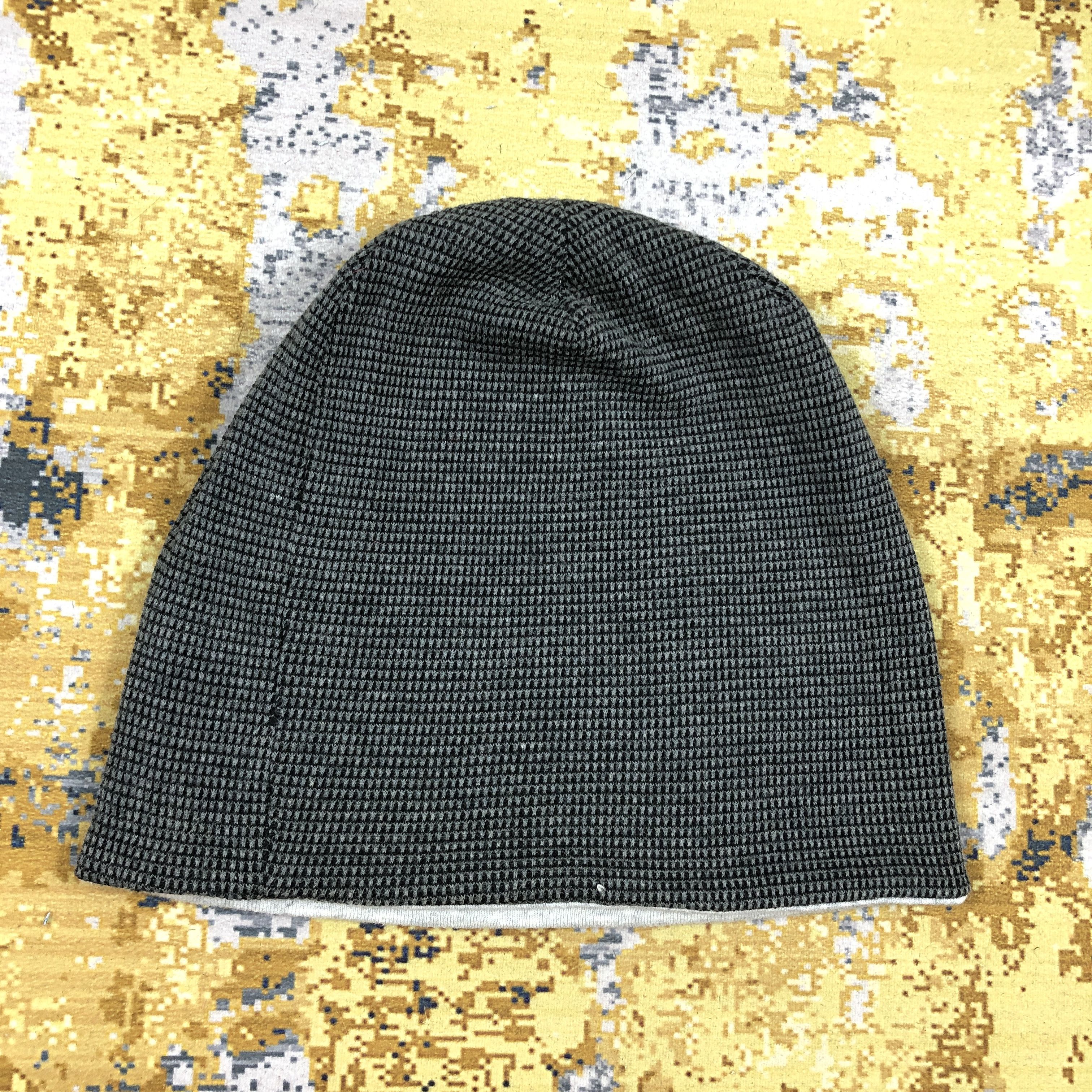 Vintage Vintage Peace Big logo Cuffless Beanie Hat B2145 Size ONE SIZE - 3 Thumbnail