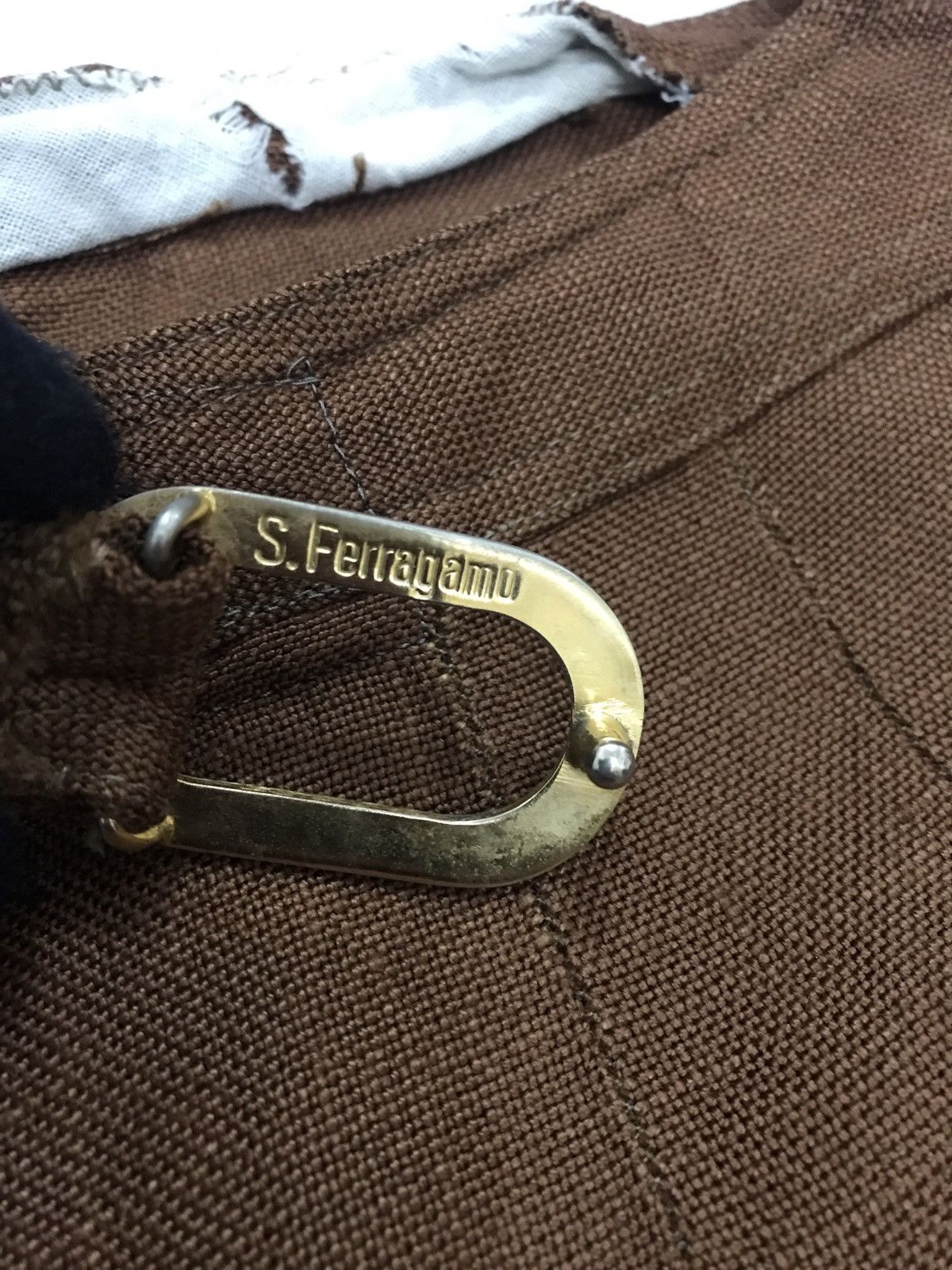 Designer × Salvatore Ferragamo × Vintage Vintage Salvatore Ferragamo Pant Viscosa Fabric Size 28" / US 6 / IT 42 - 8 Thumbnail