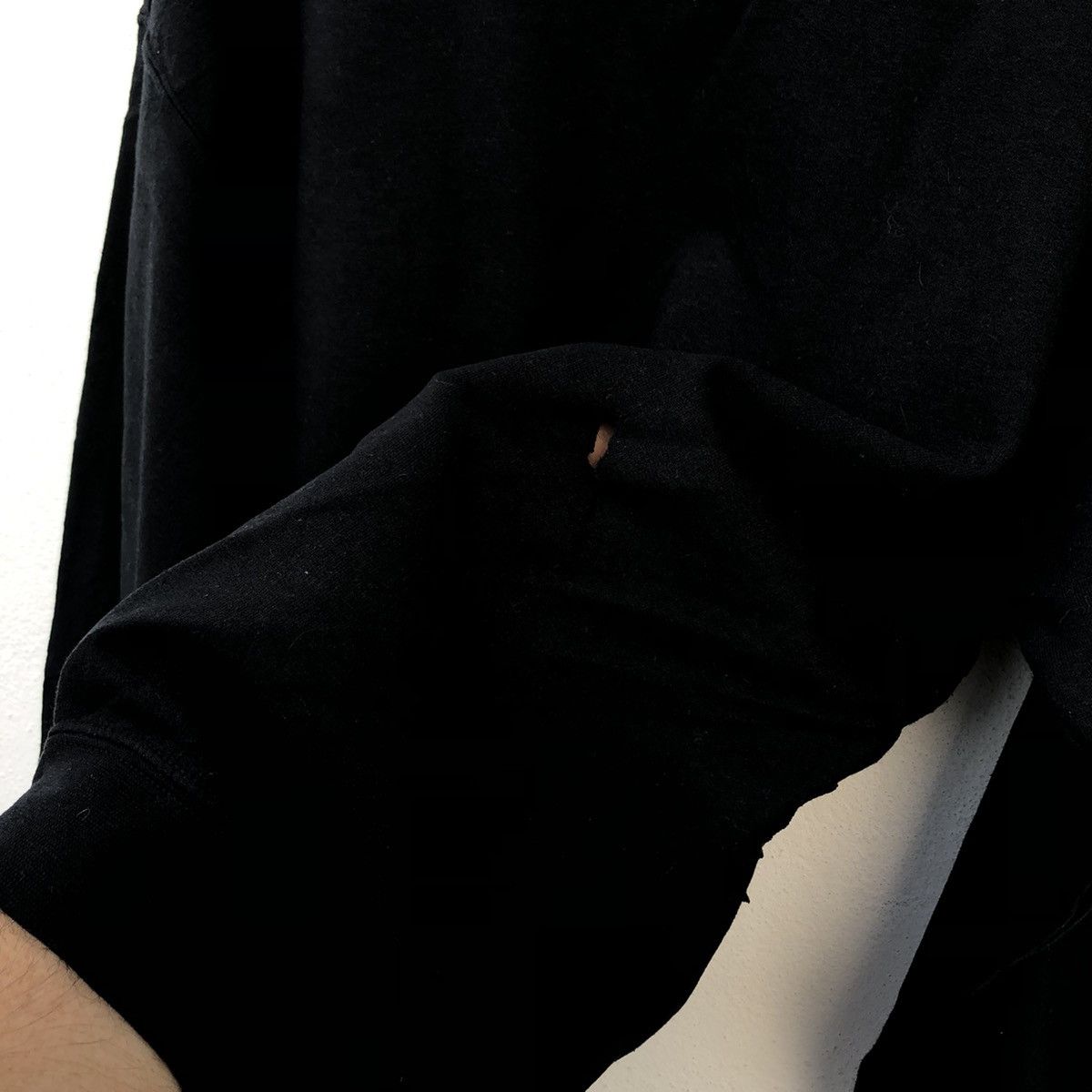 Japanese Brand VINTAGE DISTRESSED SWEATSHIRT BIG LOGO DRAKE DESIGN Size US M / EU 48-50 / 2 - 9 Thumbnail
