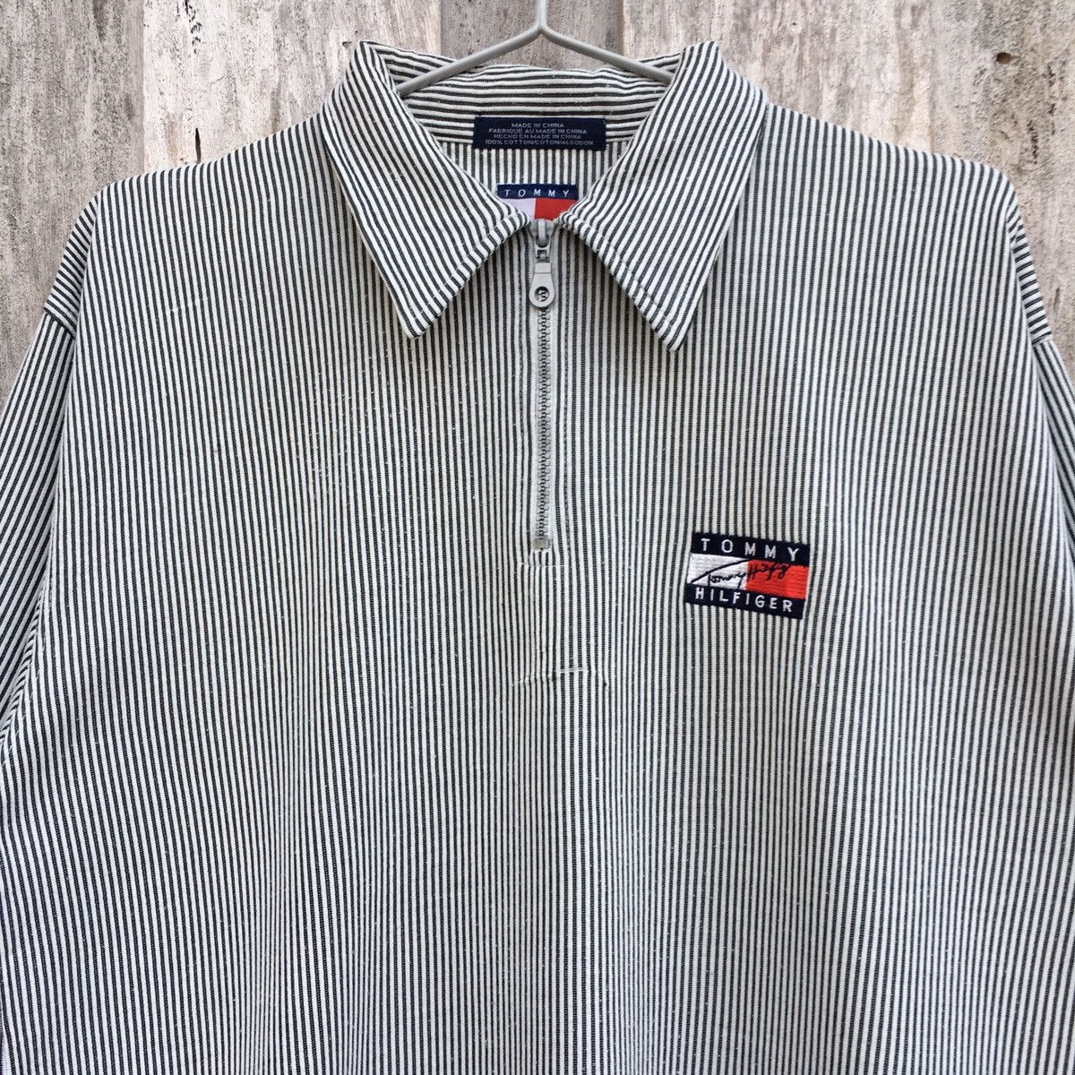 Tommy Hilfiger Vintage Tommy Hilfiger Half Zip Short Sleeve Shirt Size US L / EU 52-54 / 3 - 2 Thumbnail