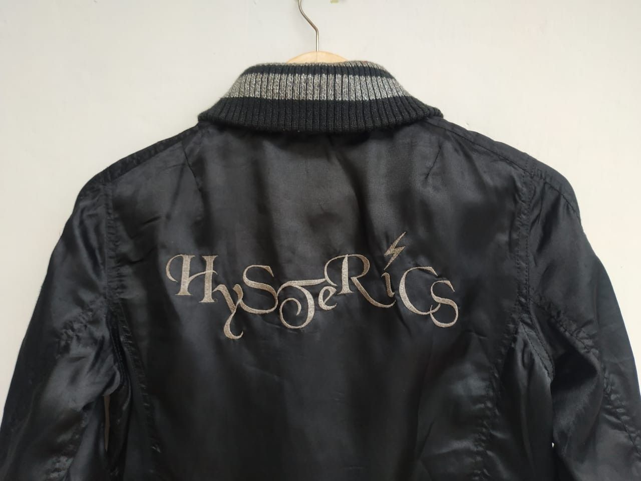 Hysteric Glamour Women S, Hysteric Glamour Satin Bomber Jacket Size XS / US 0-2 / IT 36-38 - 2 Thumbnail