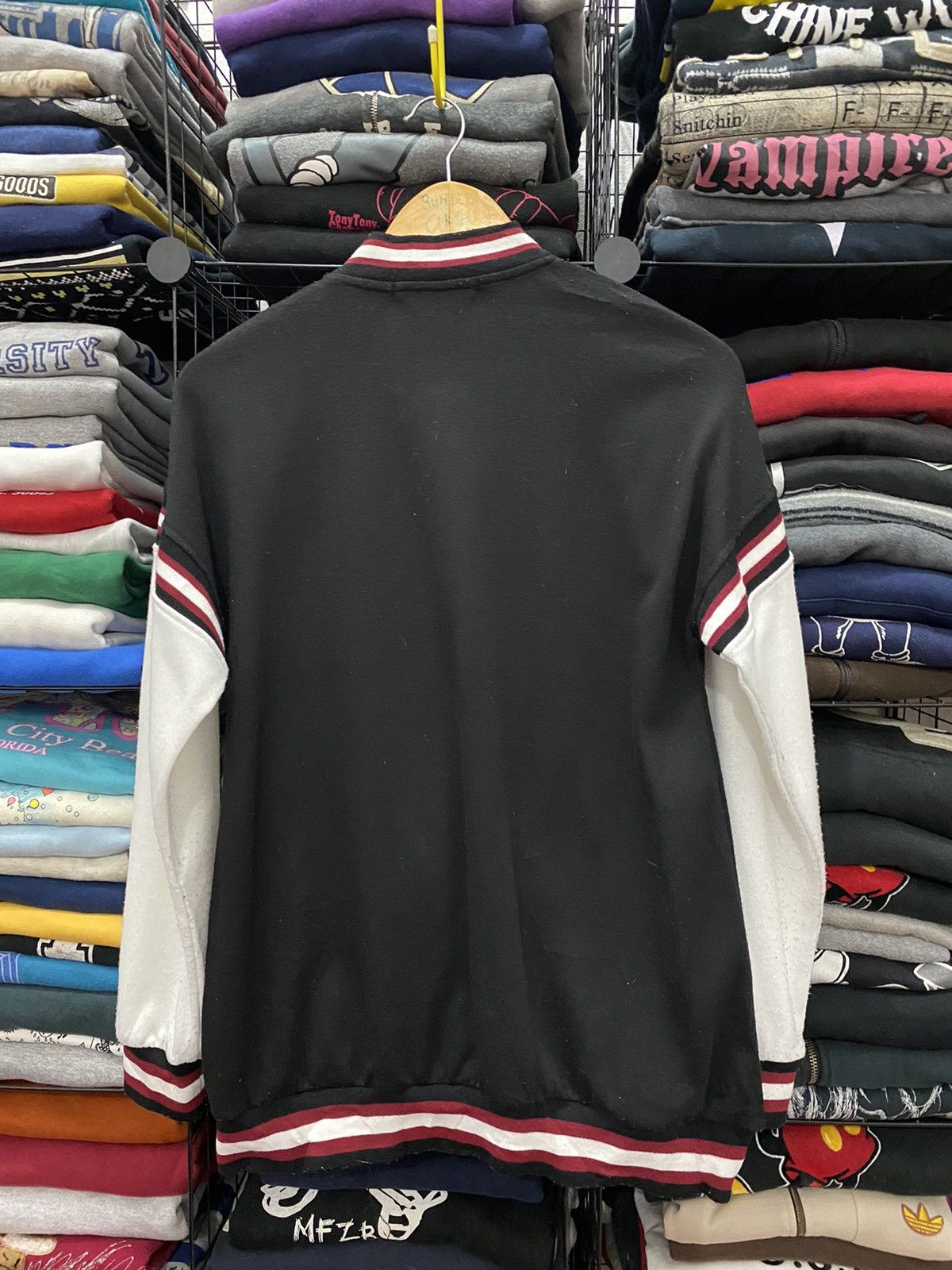 Japanese Brand GK RAK ESTACOT VARSITY POLYESTER SWEATER Size US M / EU 48-50 / 2 - 2 Thumbnail