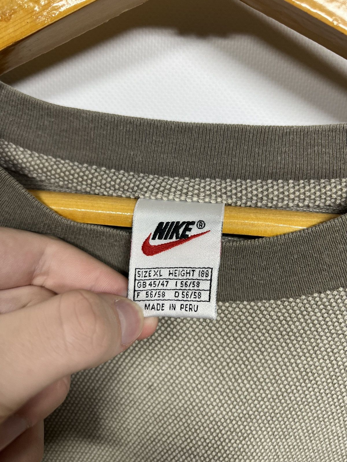 Nike × Vintage Vintage Y2k Nike 🧡 Mini Swoosh T-Shirt 90’s Size US XL / EU 56 / 4 - 7 Thumbnail