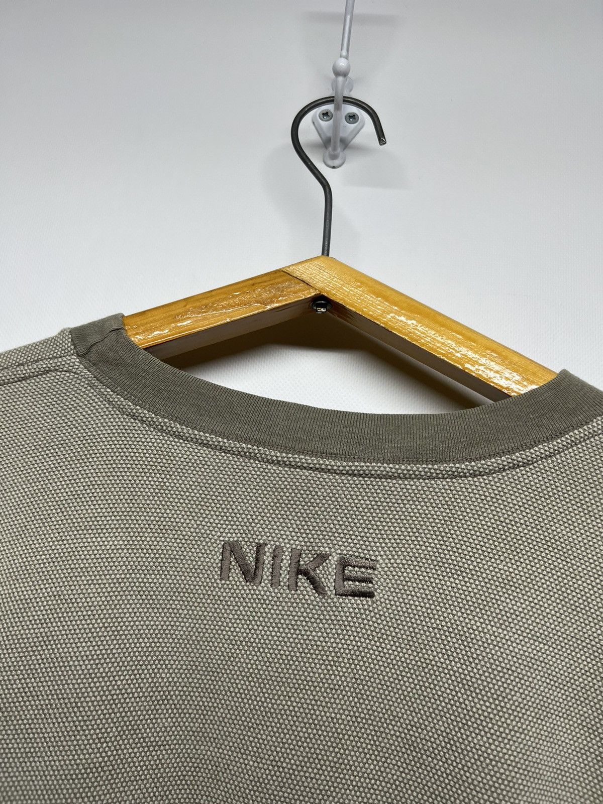 Nike × Vintage Vintage Y2k Nike 🧡 Mini Swoosh T-Shirt 90’s Size US XL / EU 56 / 4 - 6 Thumbnail