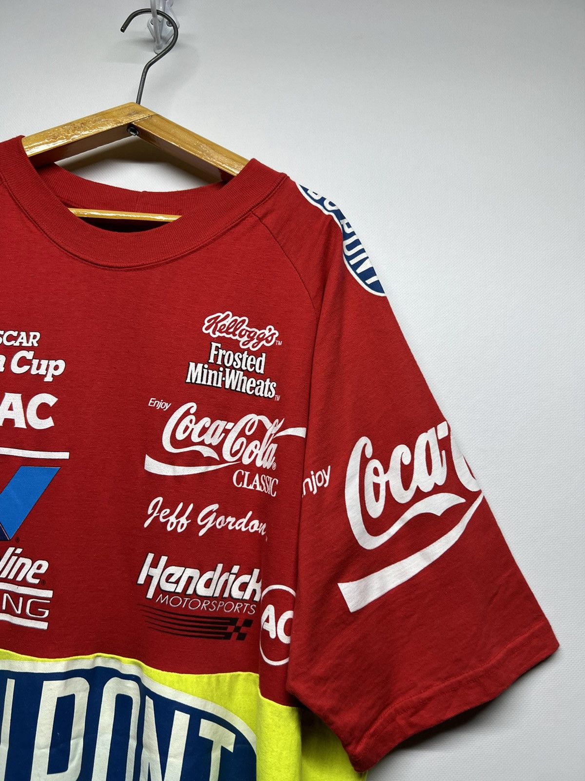 NASCAR Vintage Rare NASCAR Racing Winston Cup Du Point T-Shirt 90’s Size US XL / EU 56 / 4 - 4 Thumbnail