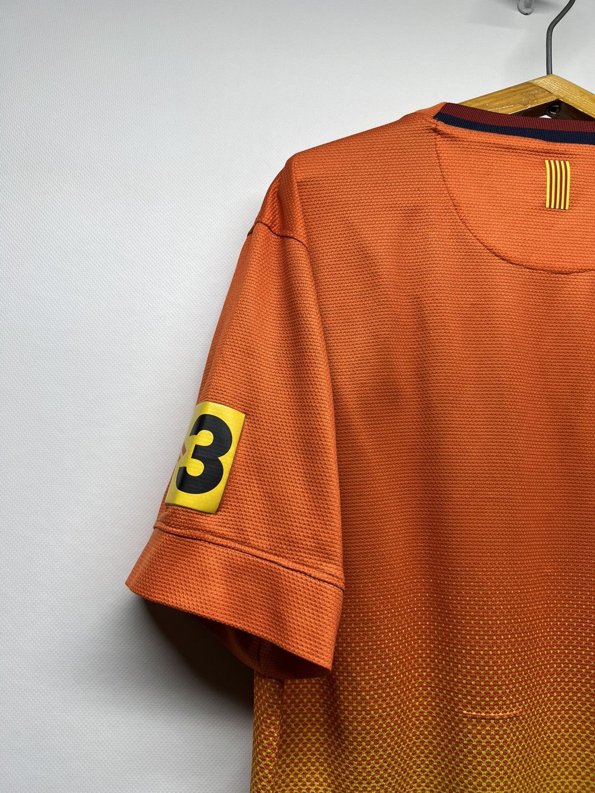 Nike 2012-2013 Nike Barcelona Qatar Foundation Away Kit Jersey Size US S / EU 44-46 / 1 - 10 Thumbnail
