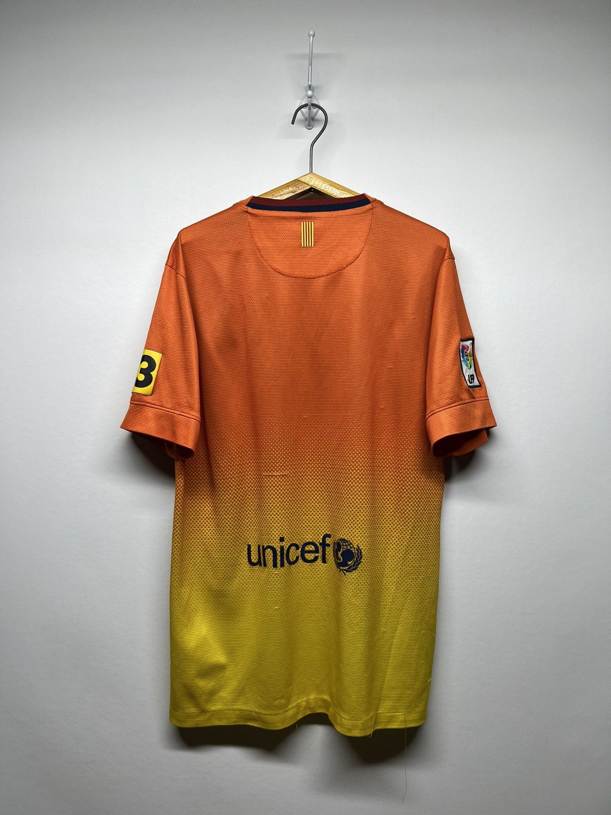 Nike 2012-2013 Nike Barcelona Qatar Foundation Away Kit Jersey Size US S / EU 44-46 / 1 - 8 Thumbnail