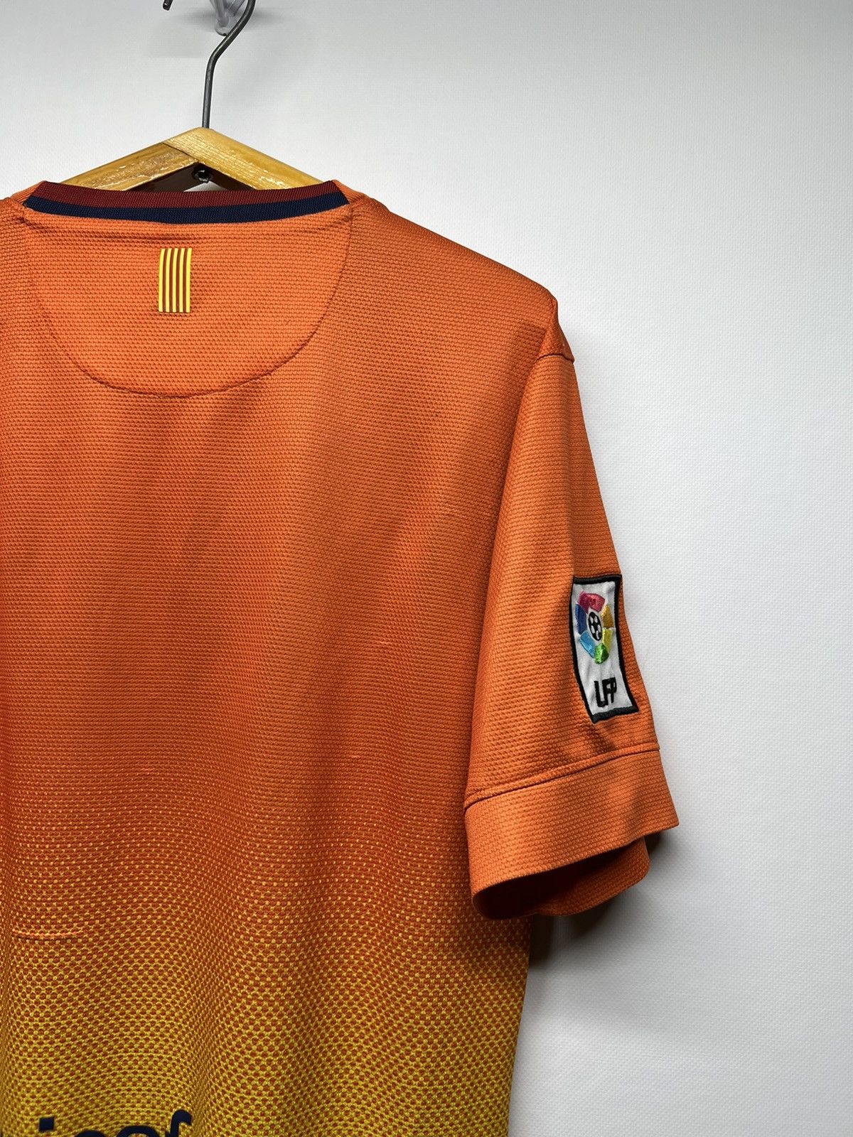 Nike 2012-2013 Nike Barcelona Qatar Foundation Away Kit Jersey Size US S / EU 44-46 / 1 - 11 Thumbnail