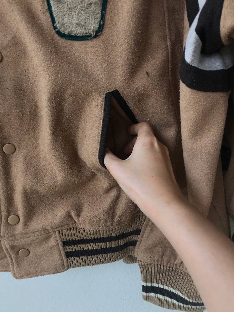 Japanese Brand COFFEE LOVERS UNIQUE HEM TAIL WIDE LOOSE VARSITY JACKET Size US L / EU 52-54 / 3 - 9 Thumbnail