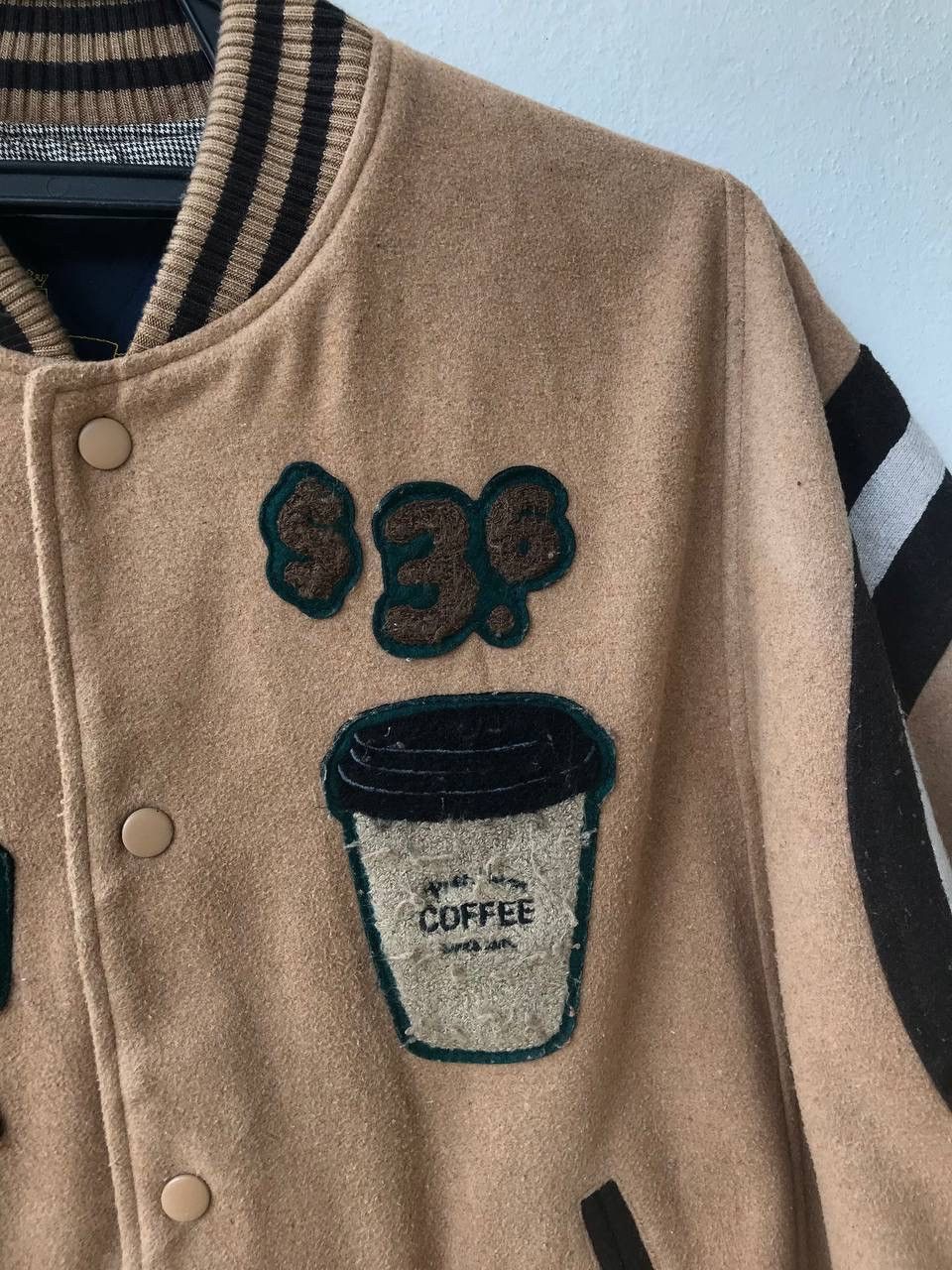 Japanese Brand COFFEE LOVERS UNIQUE HEM TAIL WIDE LOOSE VARSITY JACKET Size US L / EU 52-54 / 3 - 5 Thumbnail