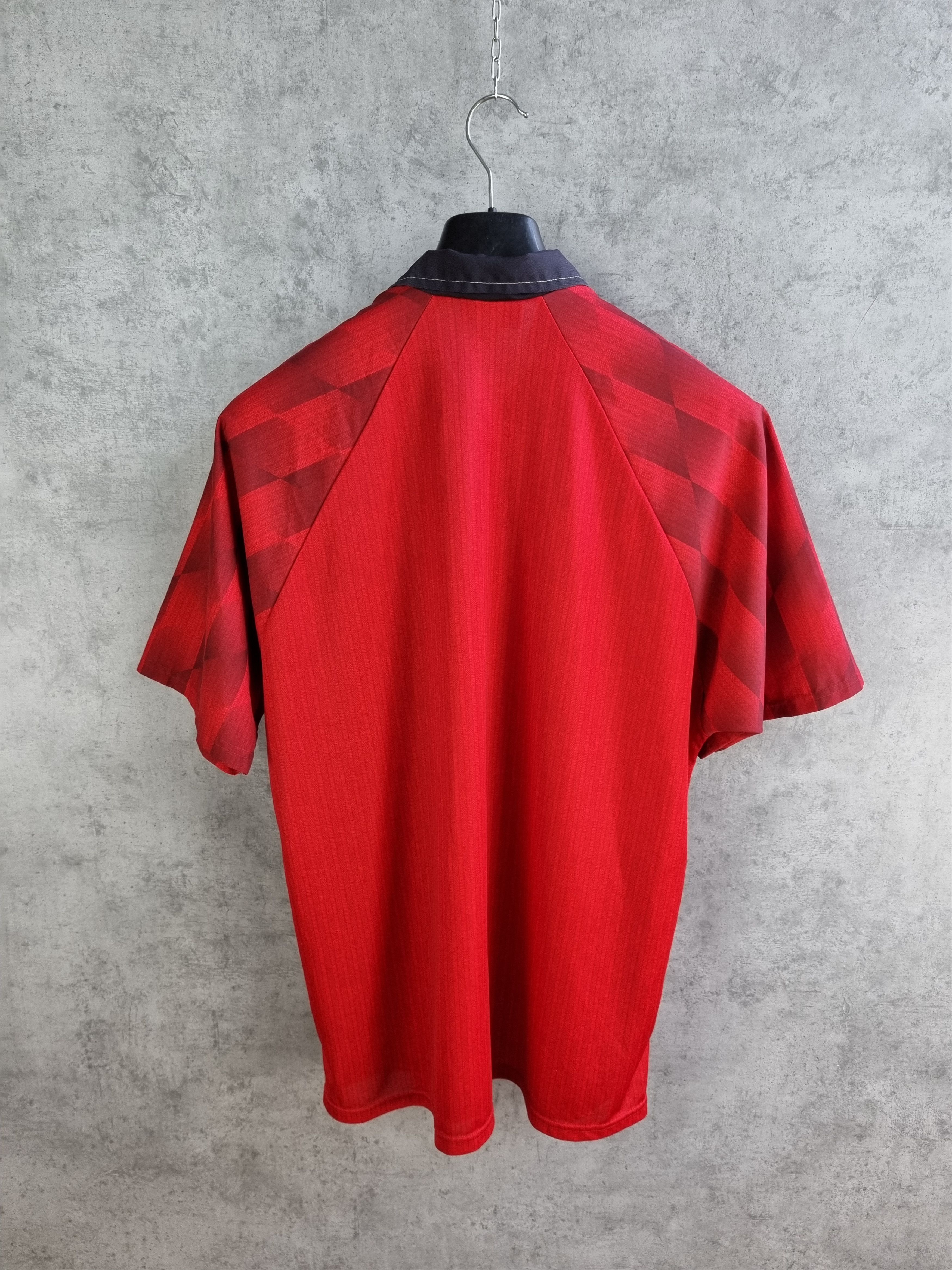 Umbro 90s Rare Manchester United Jersey Vintage UMBRO Size US L / EU 52-54 / 3 - 5 Thumbnail