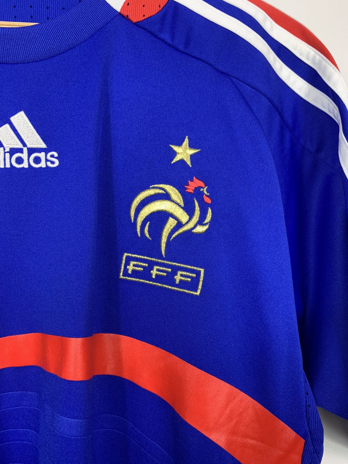 Adidas ADIDAS FRANCE 2008 HOME SOOCER JERSEY T-SHIRT VINTAGE Size US XL / EU 56 / 4 - 3 Thumbnail