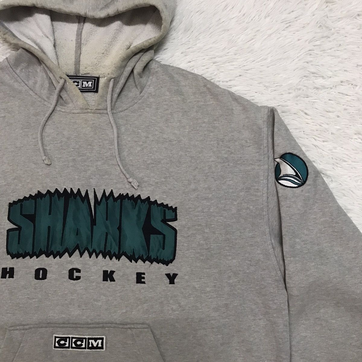 Ccm × NFL × NHL Sharks Hockey NHL CCM Hoodie Size US L / EU 52-54 / 3 - 5 Thumbnail
