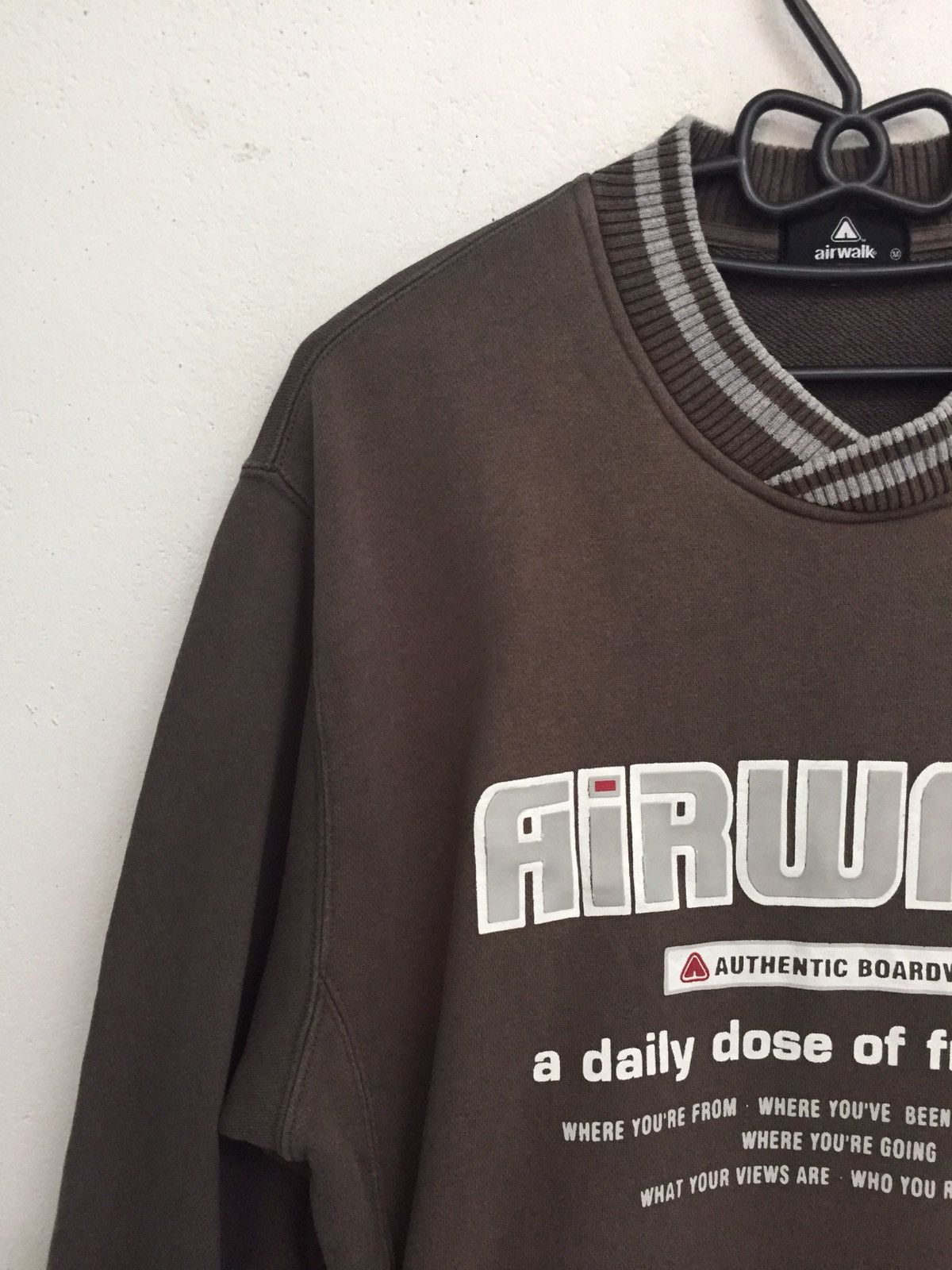 Airwalk Faded Airwalk Big Logo Sweatshirt Size US M / EU 48-50 / 2 - 3 Thumbnail