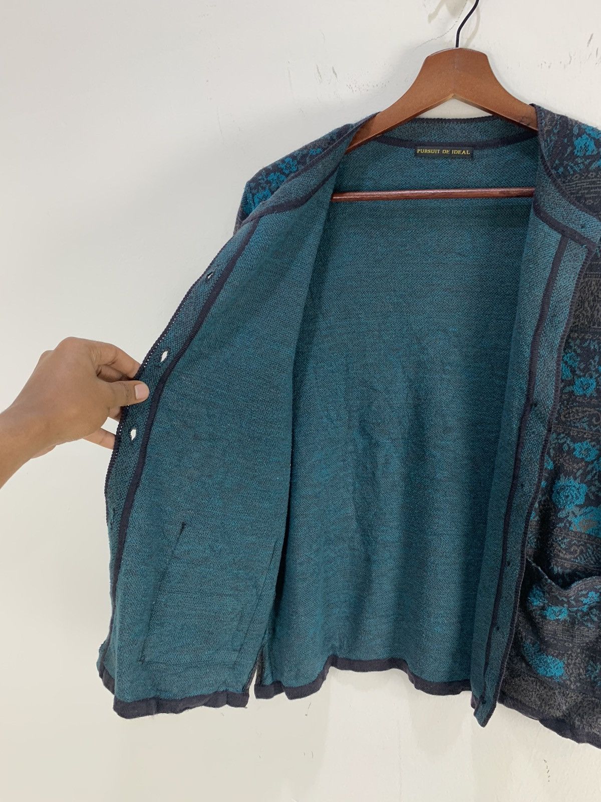Japanese Brand PURSUIT DE IDEAL Fullprint Floral Art Knit Cardigan Sweater Size S / US 4 / IT 40 - 17 Thumbnail