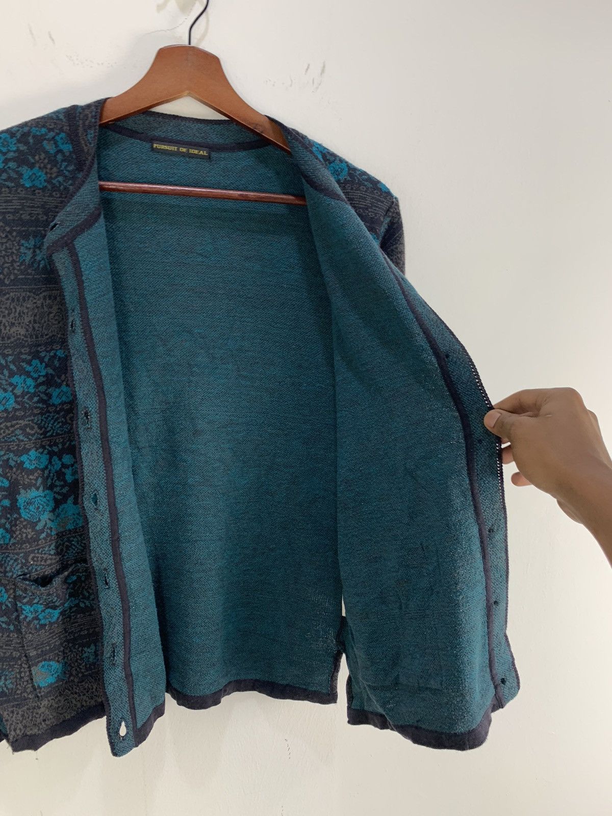Japanese Brand PURSUIT DE IDEAL Fullprint Floral Art Knit Cardigan Sweater Size S / US 4 / IT 40 - 18 Thumbnail