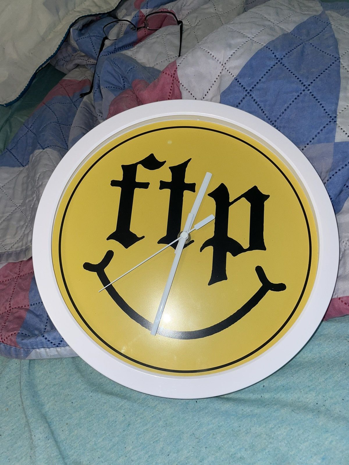 Pre-owned Fuck The Population Ftp Smiley Face Clock In Yellow