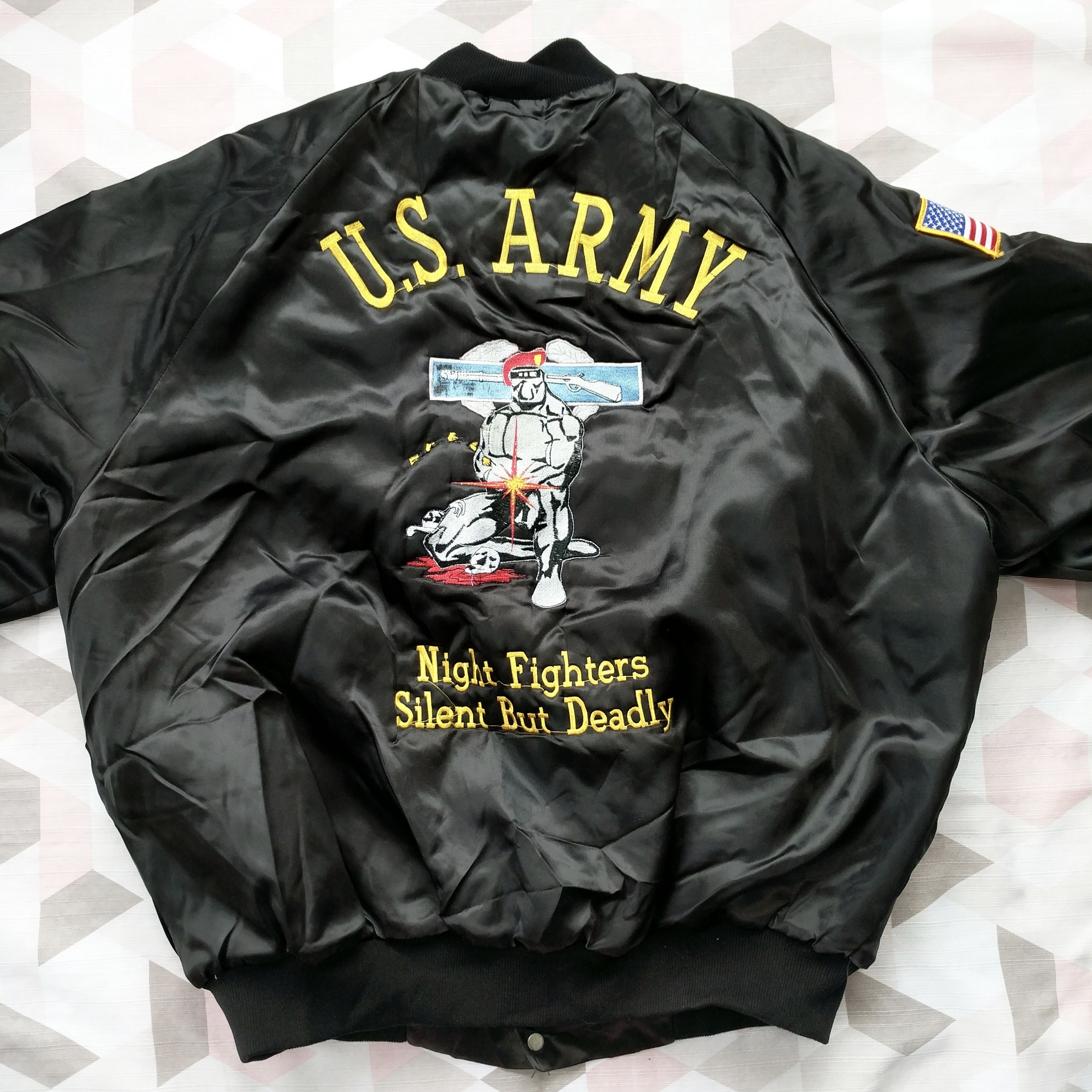 Vintage VINTAGE 80'S WEST ARK SATIN BOMBER JACKET US ARMY Size US XL / EU 56 / 4 - 1 Thumbnail