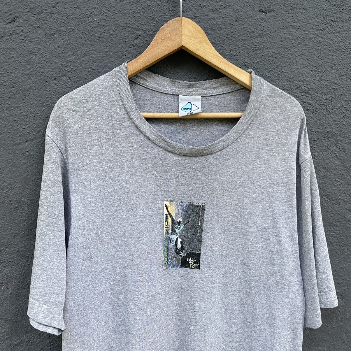 Vintage Thrashed Vintage Y2K West Side Skateboard ERD GRUNGE TSHIRT Size US L / EU 52-54 / 3 - 1 Thumbnail