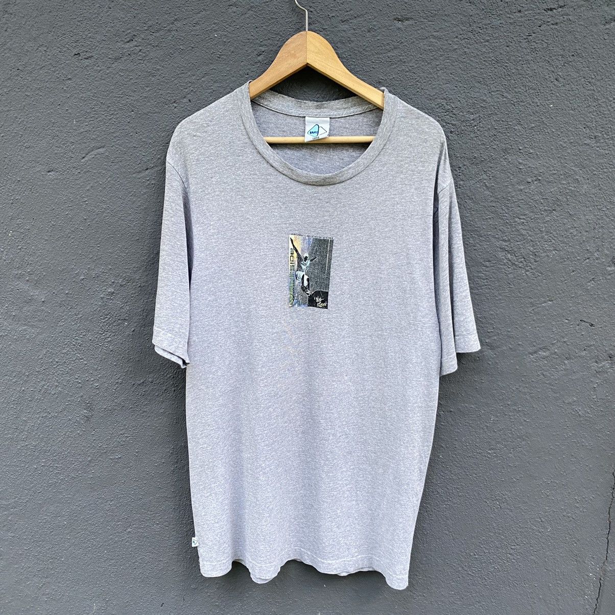 Vintage Thrashed Vintage Y2K West Side Skateboard ERD GRUNGE TSHIRT Size US L / EU 52-54 / 3 - 5 Thumbnail