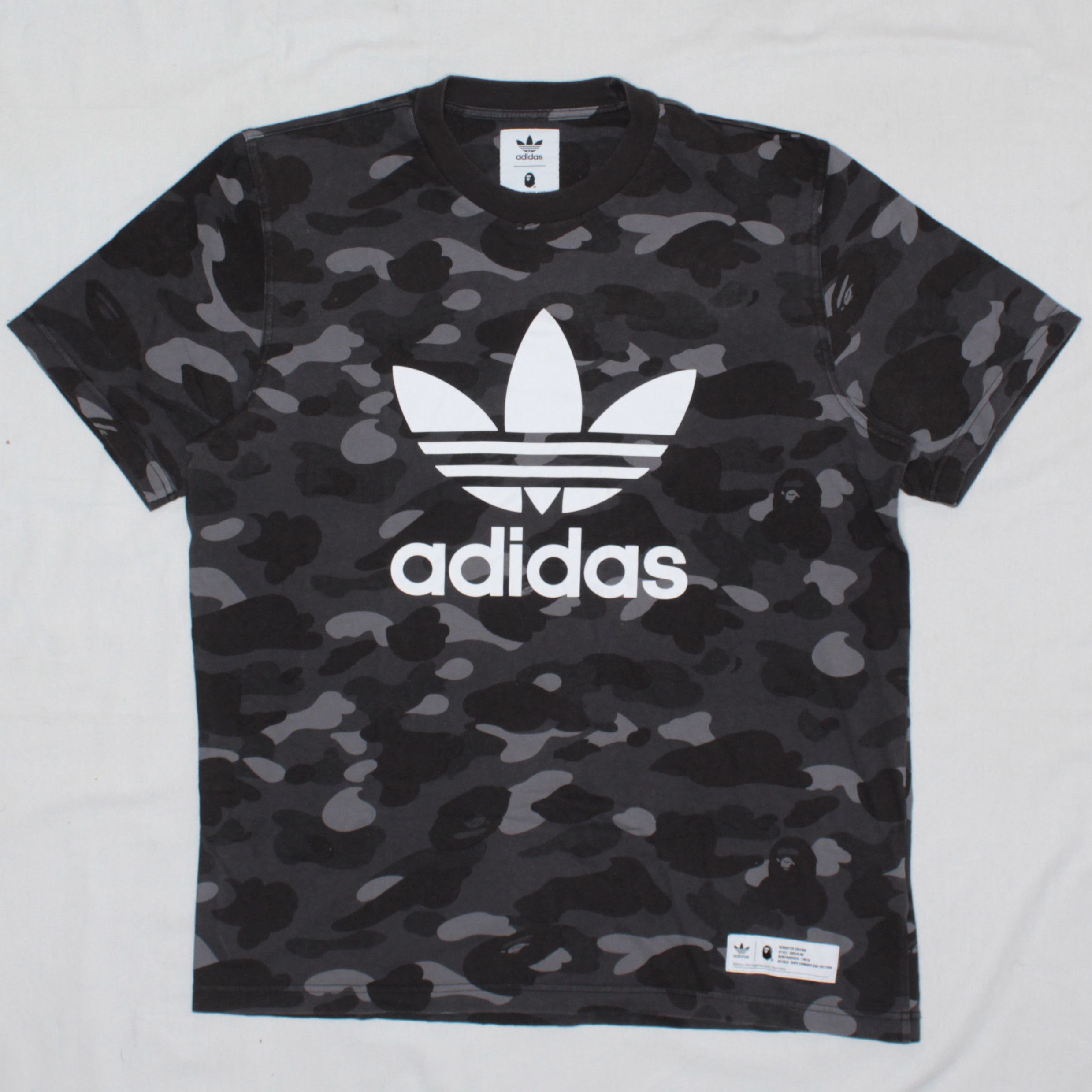 Adidas × Bape Bape x Adidas Adicolor Tee Size US L / EU 52-54 / 3 - 1 Thumbnail