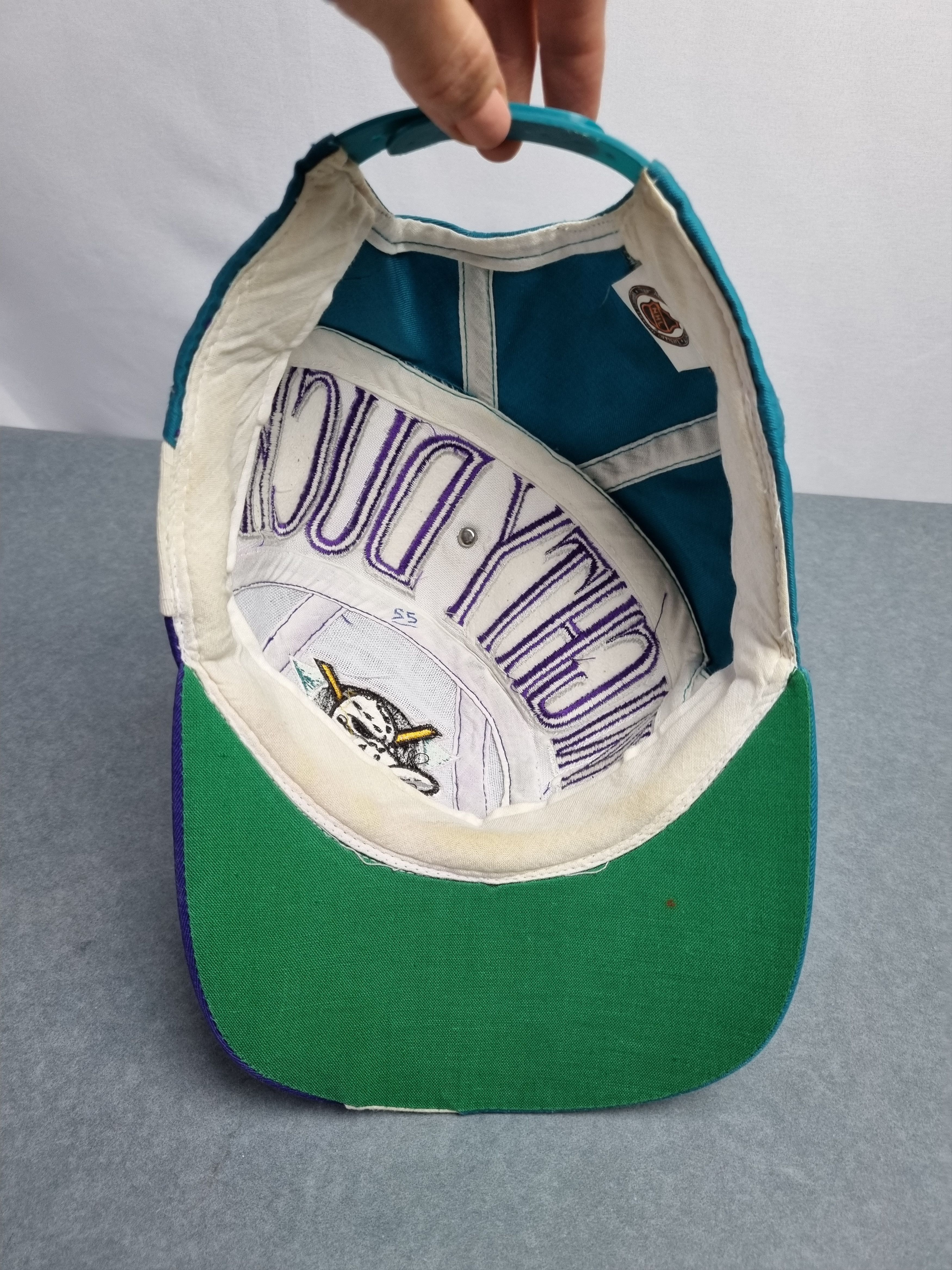 NHL × Sports Specialties Very rare 90s Mighty Ducks NHL Vintage Cap Size ONE SIZE - 10 Thumbnail