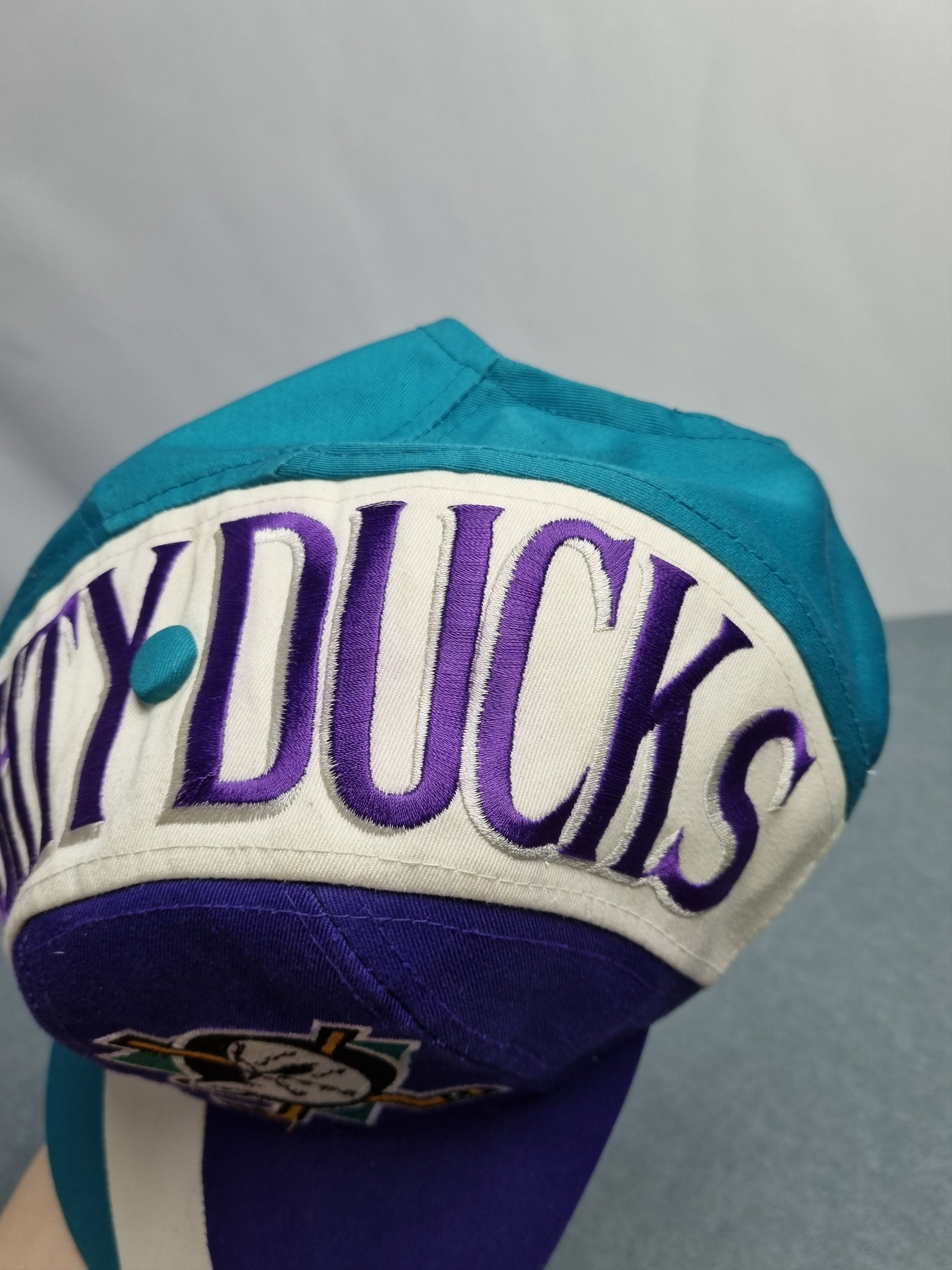 NHL × Sports Specialties Very rare 90s Mighty Ducks NHL Vintage Cap Size ONE SIZE - 9 Thumbnail