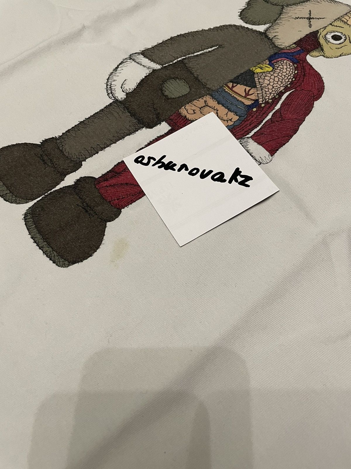 Kaws × Uniqlo Kaws x Uniqlo Flayed Tee Size US M / EU 48-50 / 2 - 5 Thumbnail