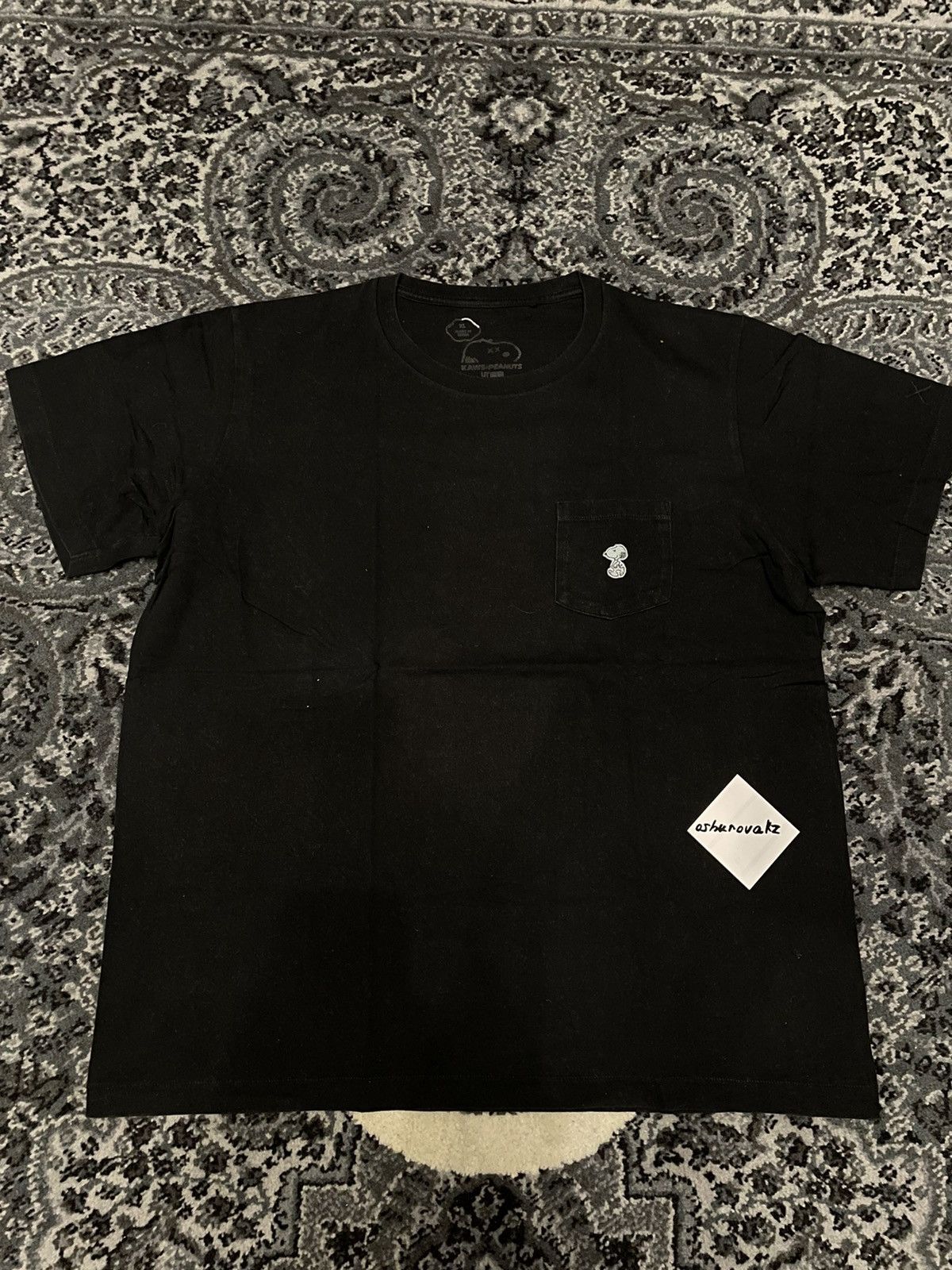 Kaws × Peanuts × Uniqlo Kaws x Uniqlo x Peanuts Tee Black Pocet Size US XL / EU 56 / 4 - 1 Thumbnail
