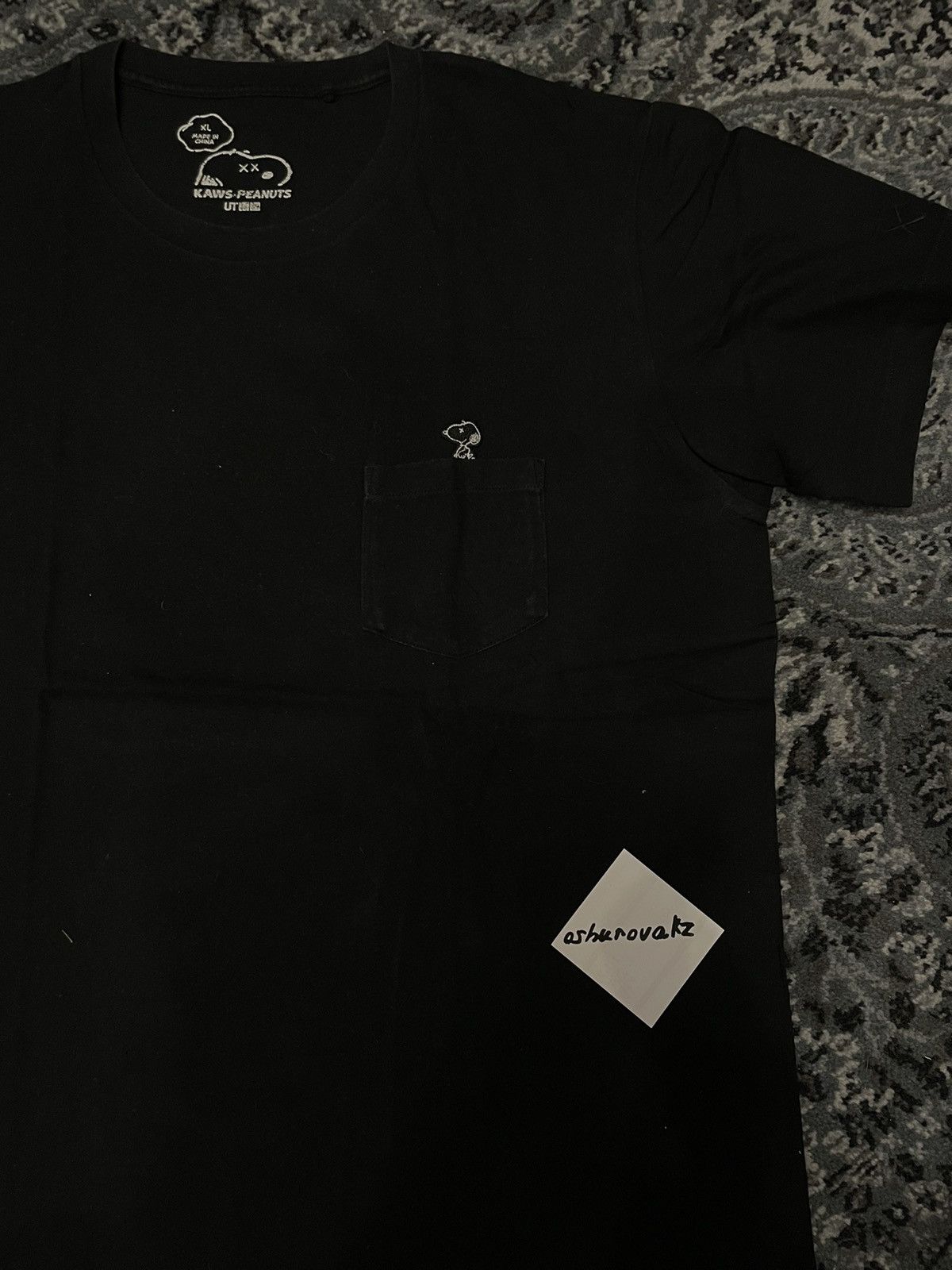 Kaws × Peanuts × Uniqlo Kaws x Uniqlo x Peanuts Tee Black Pocet Size US XL / EU 56 / 4 - 5 Thumbnail