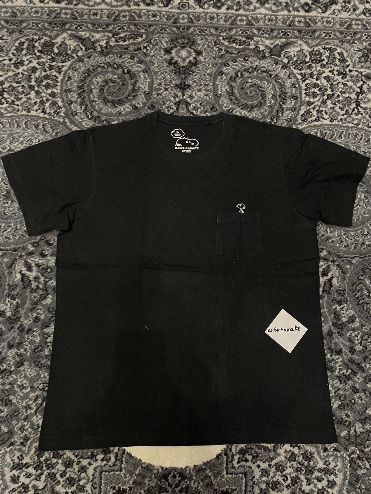 Kaws × Peanuts × Uniqlo Kaws x Uniqlo x Peanuts Tee Black Pocet Size US XL / EU 56 / 4 - 3 Thumbnail