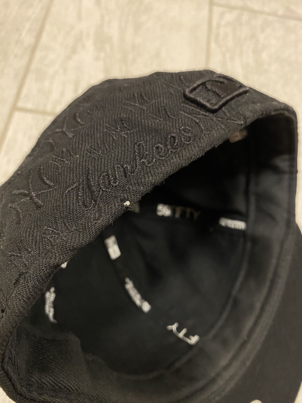 New Era New Era NYC Yankees Black Monogram Cap Size ONE SIZE - 8 Thumbnail