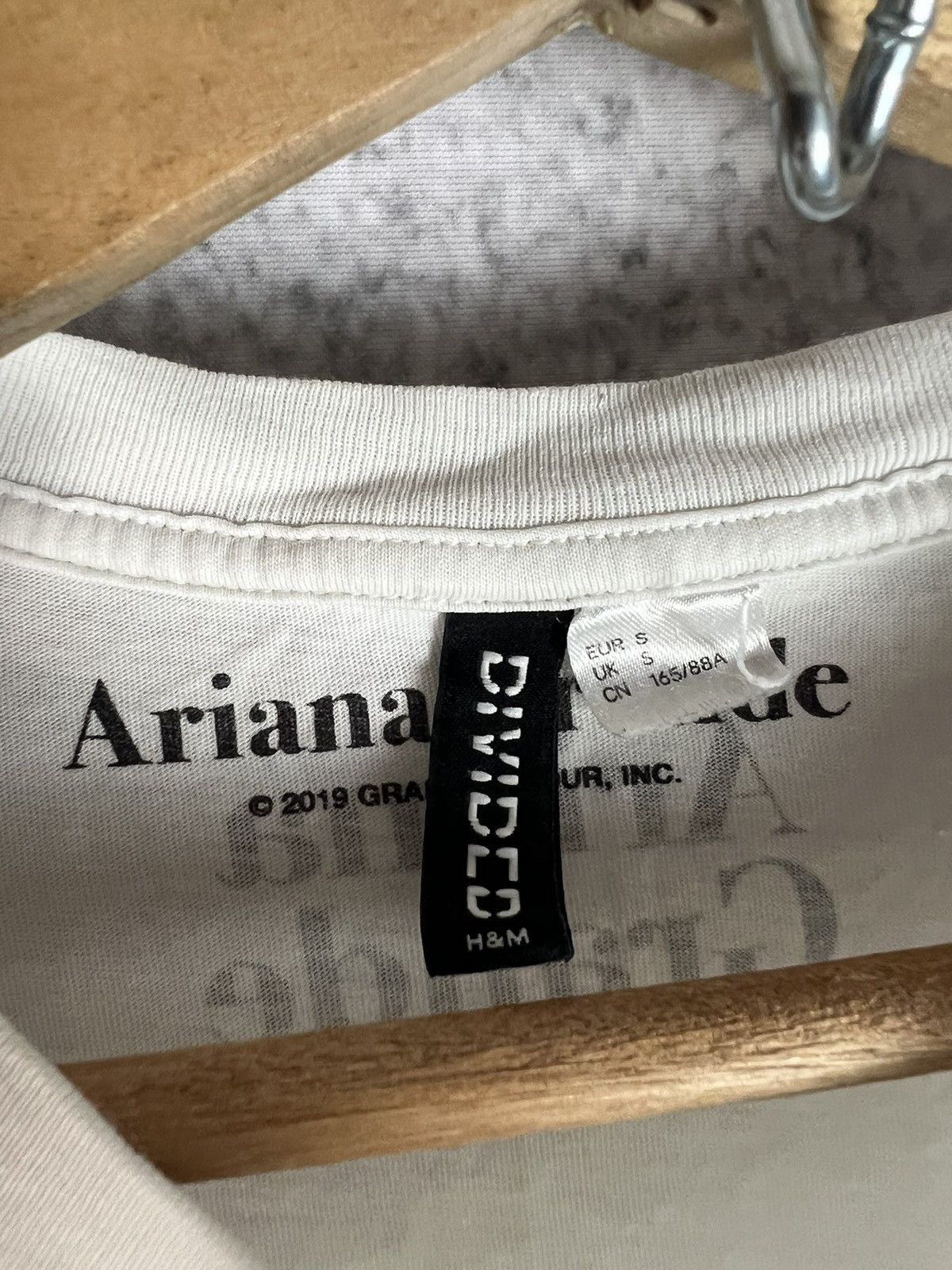 Vintage Ariana Grande Tour Tees Size US S / EU 44-46 / 1 - 3 Thumbnail