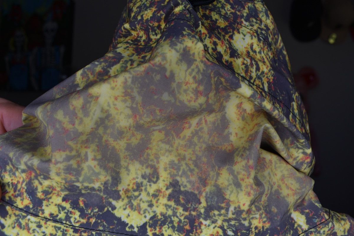 Burton × Goretex × Nitraid Burton AK x Nitraid flower Jacket Size US L / EU 52-54 / 3 - 6 Thumbnail