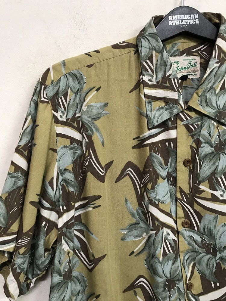 Johnbull Vintage JOHNBULL Flowers Panel Print Rayon Hawaiian Shirt Size US L / EU 52-54 / 3 - 1 Thumbnail