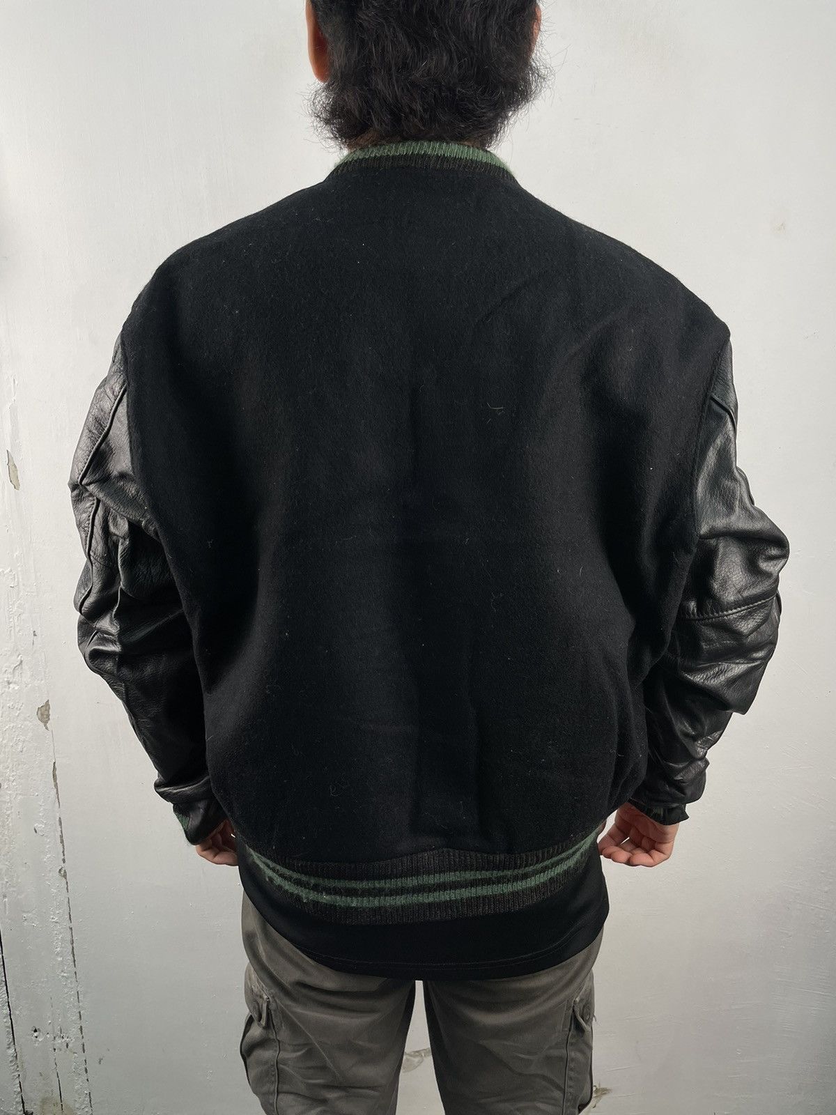 Golden Bear Vintage Golden Bear Wool Varsity Jacket Leather Sleeve Size US L / EU 52-54 / 3 - 2 Thumbnail