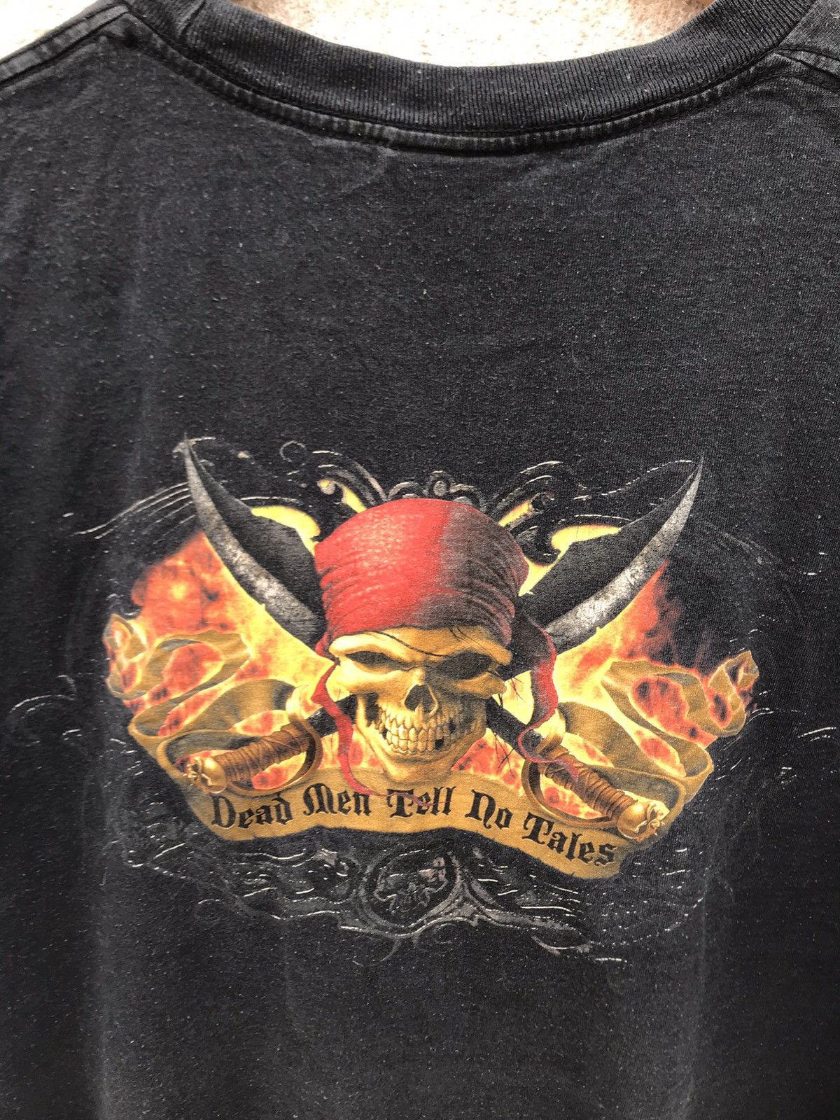 Vintage Vintage THRASHED Faded Y2K Pirate Of Caribean movie tee Size US XL / EU 56 / 4 - 3 Thumbnail