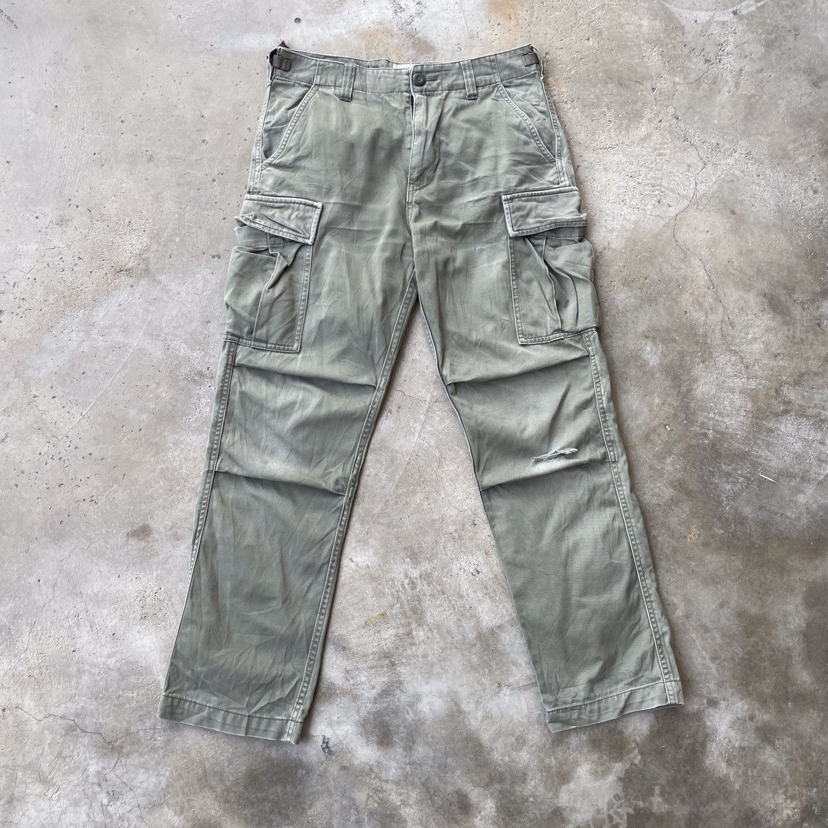 image of Avirex Tactical Multipocket Utility Vintage Cargo Pants in Green, Men's (Size 31)