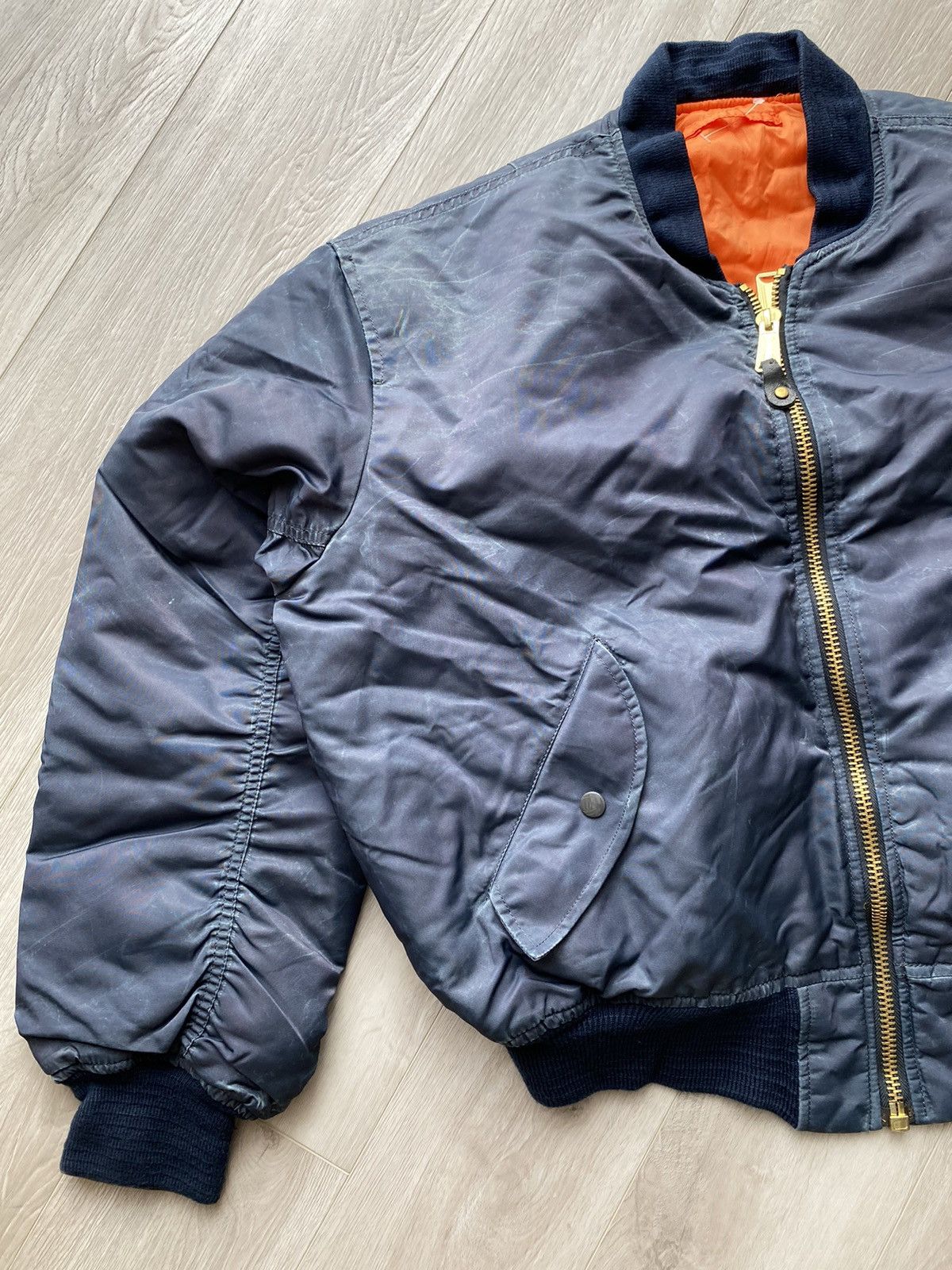 Vintage Vintage Sun Faded USAF MA-1 Distressed Bomber Jacket Size US M / EU 48-50 / 2 - 2 Thumbnail