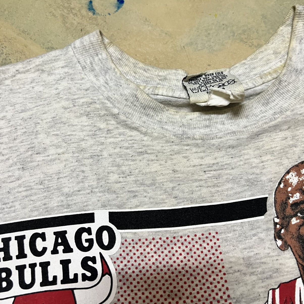 NBA Vintage Chicago Bulls Micheal Jordan T-Shirt Size US L / EU 52-54 / 3 - 14 Thumbnail