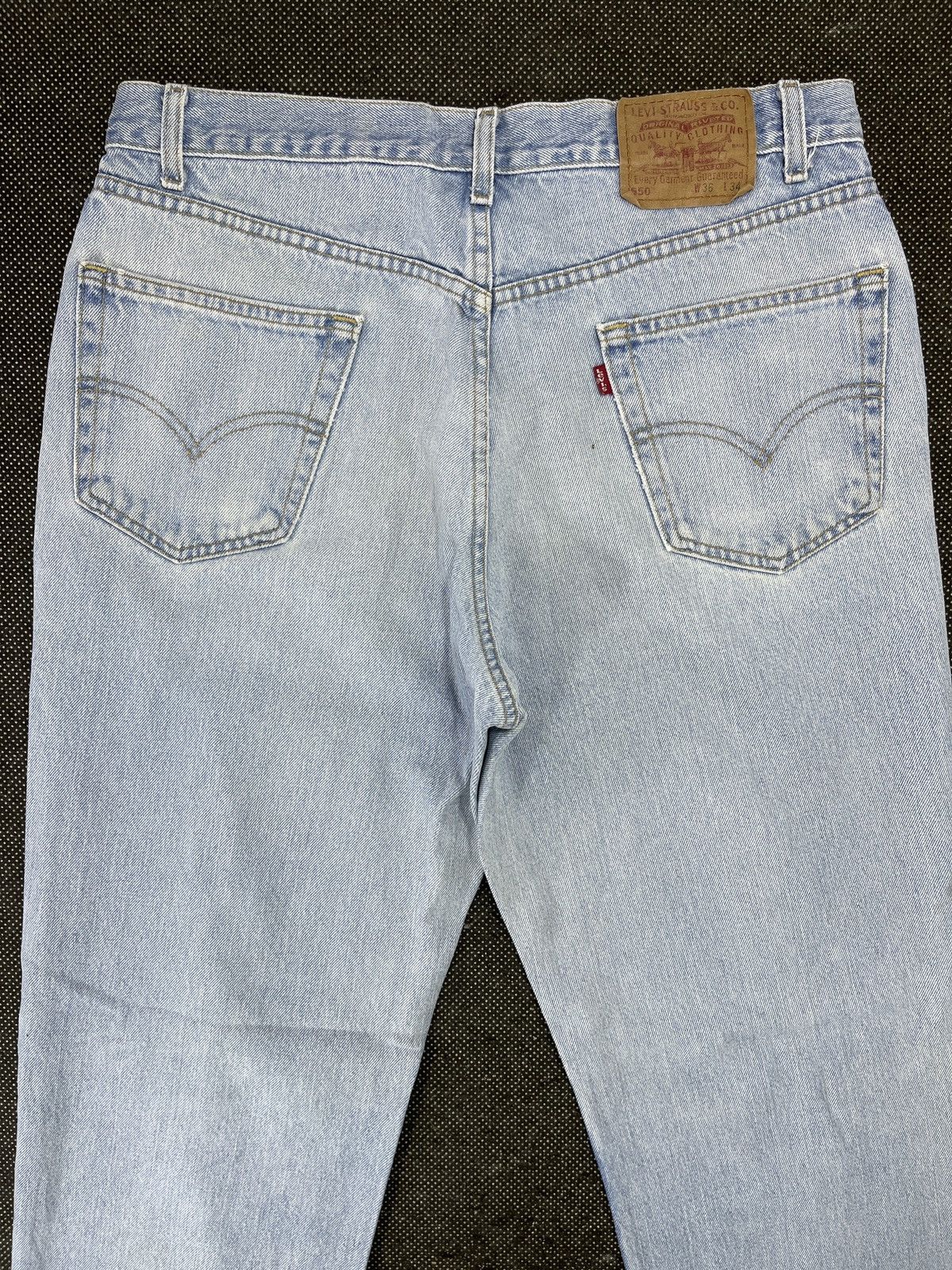 Levi's × Vintage 90s Vintage Levis 550 Light Wash Ripped Jeans - J439 Size US 36 / EU 52 - 4 Thumbnail