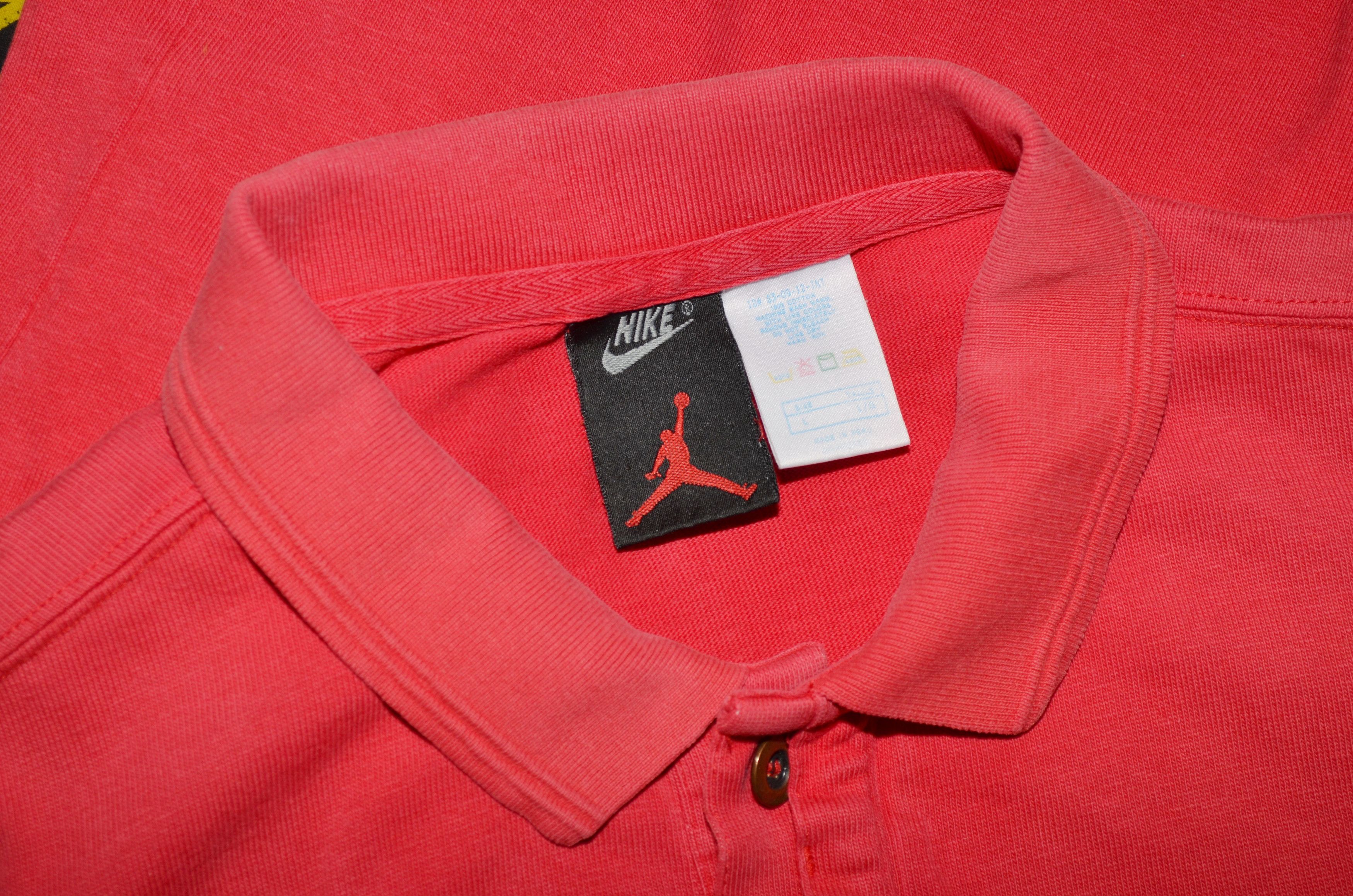 Jordan Brand × Nike × Vintage Vintage 90s Red Nike Air Jordan T Shirt RARE y2k Size US L / EU 52-54 / 3 - 6 Thumbnail
