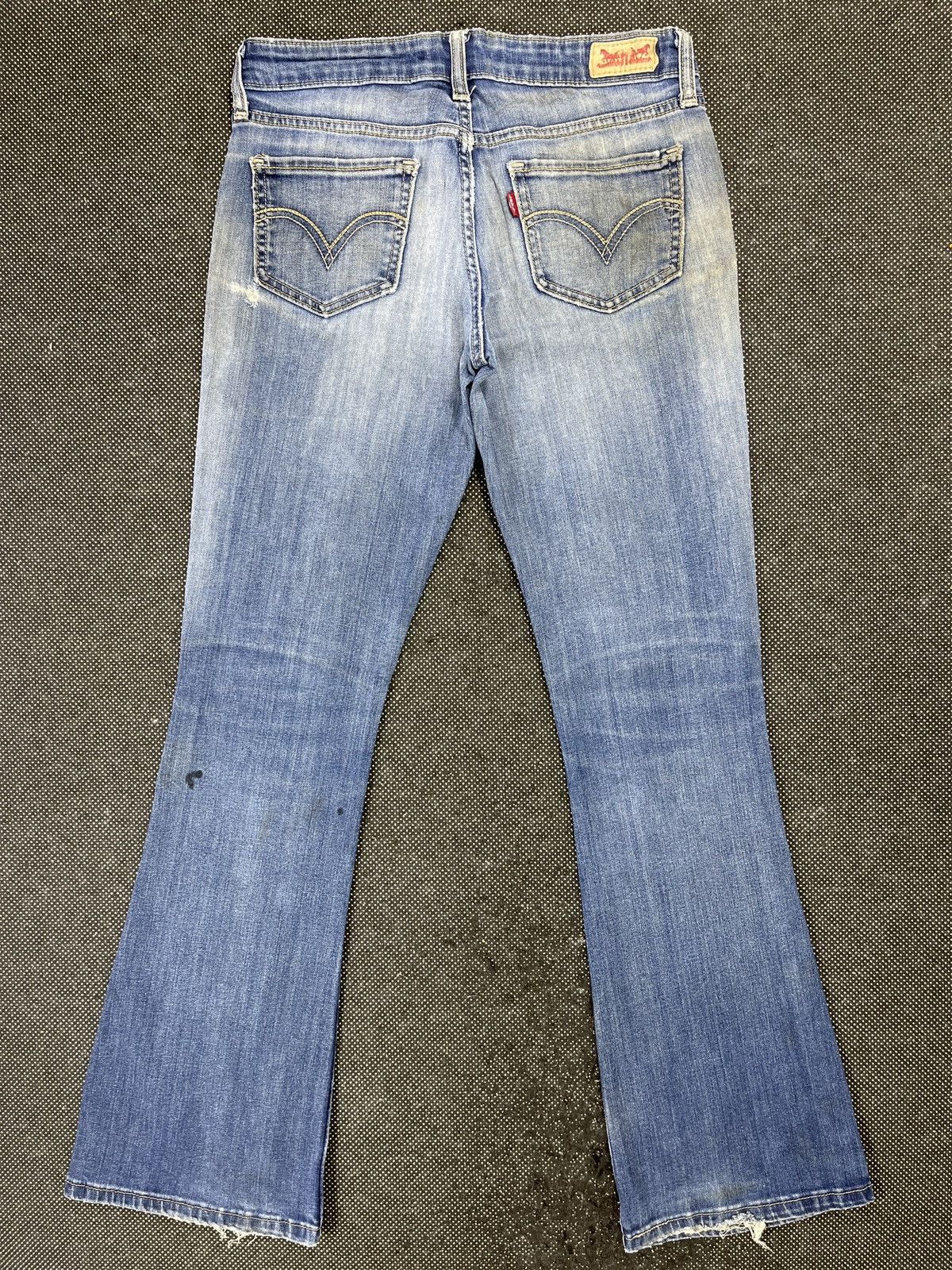 Levi's Vintage Levis 518 Superlow Flare Jeans - JP076 Size 30" / US 8 / IT 44 - 2 Thumbnail