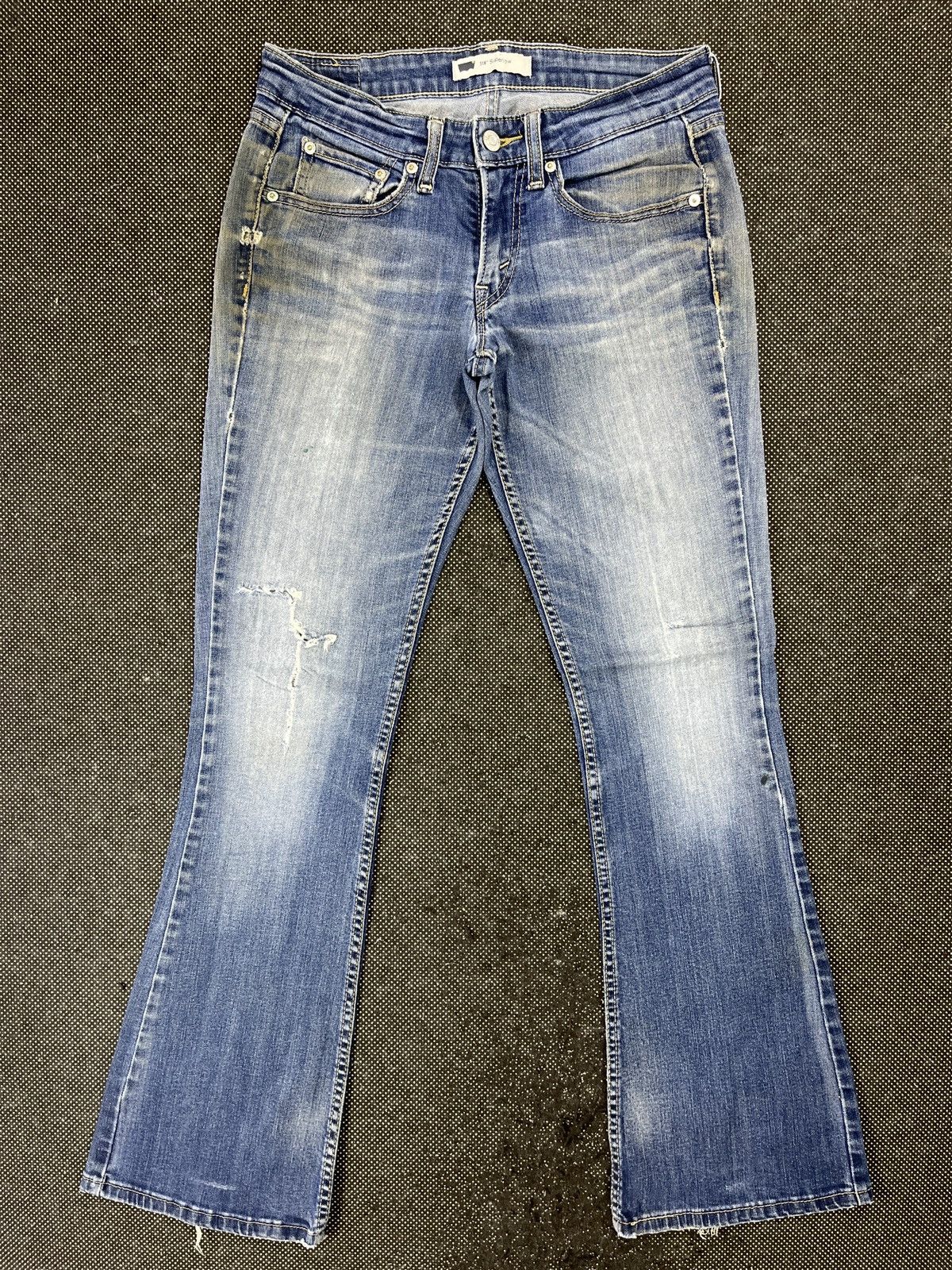 Levi's Vintage Levis 518 Superlow Flare Jeans - JP076 Size 30" / US 8 / IT 44 - 1 Thumbnail