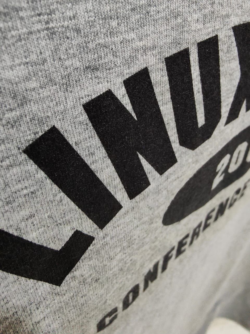 Vintage Linux World Conference & Expo 2001 Shirt Size Large Size US L / EU 52-54 / 3 - 10 Thumbnail