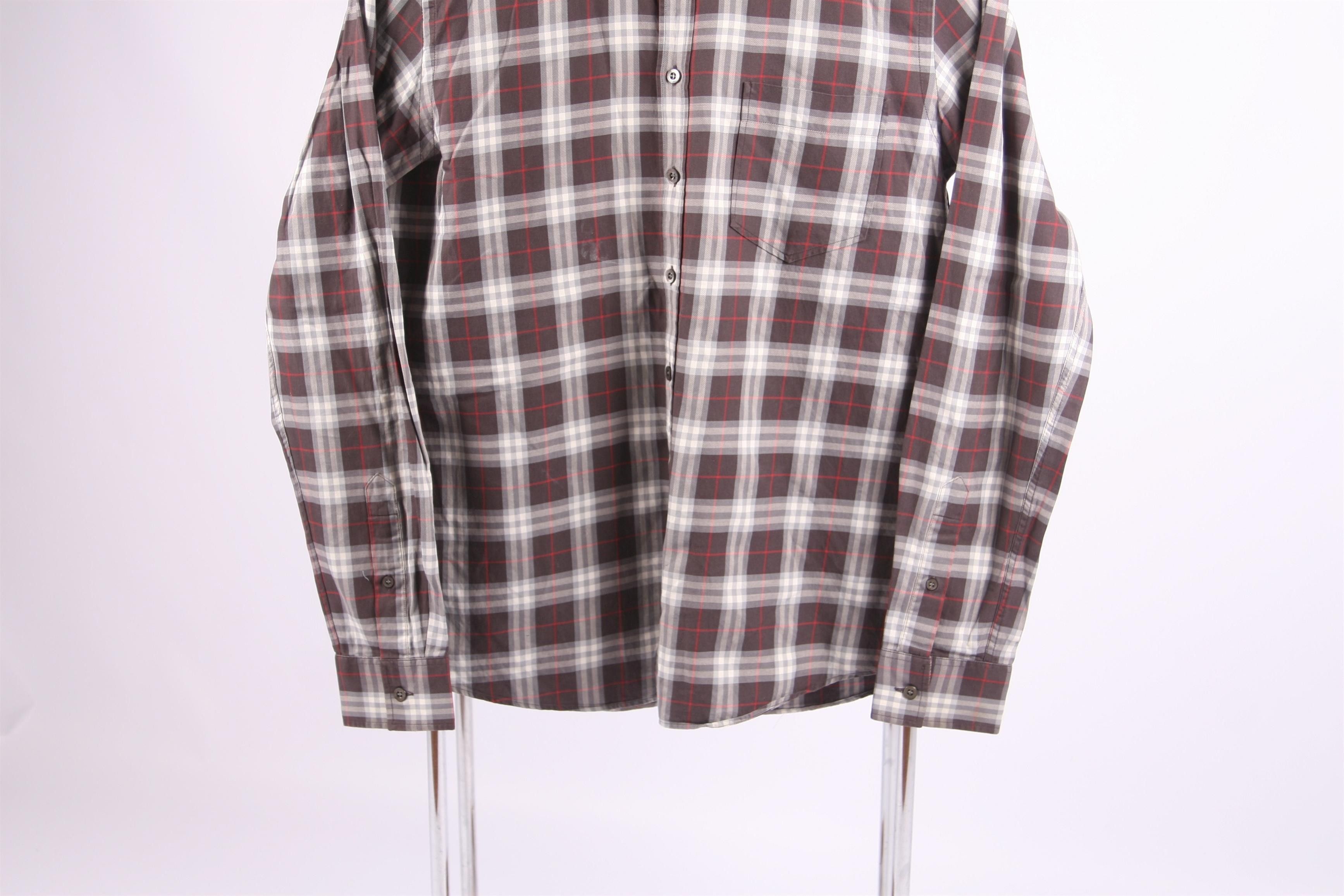 Burberry 🔥VTG🔥 Burberry London Casual Nova Check Shirt in Brown Size US M / EU 48-50 / 2 - 8 Thumbnail