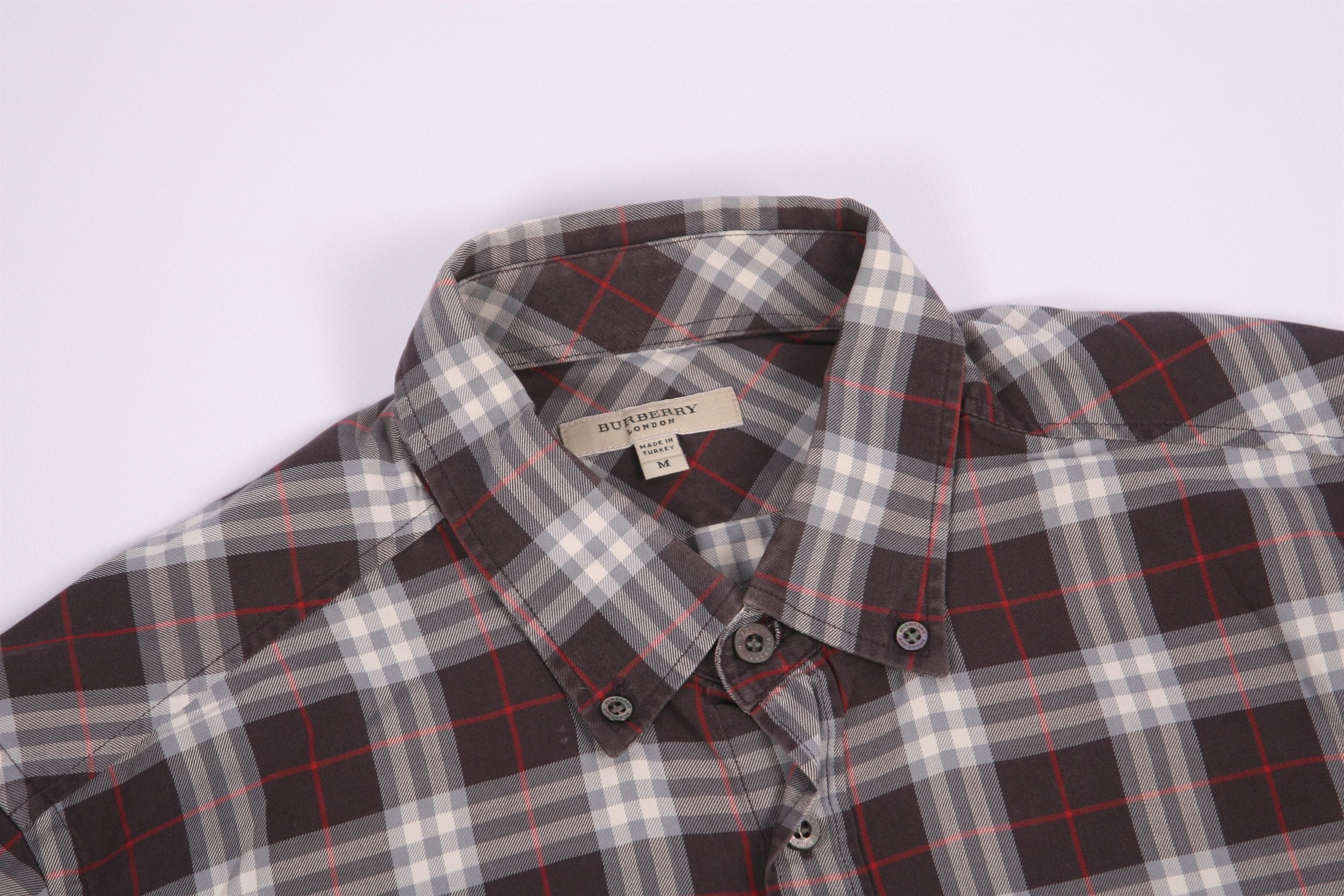 Burberry 🔥VTG🔥 Burberry London Casual Nova Check Shirt in Brown Size US M / EU 48-50 / 2 - 2 Thumbnail
