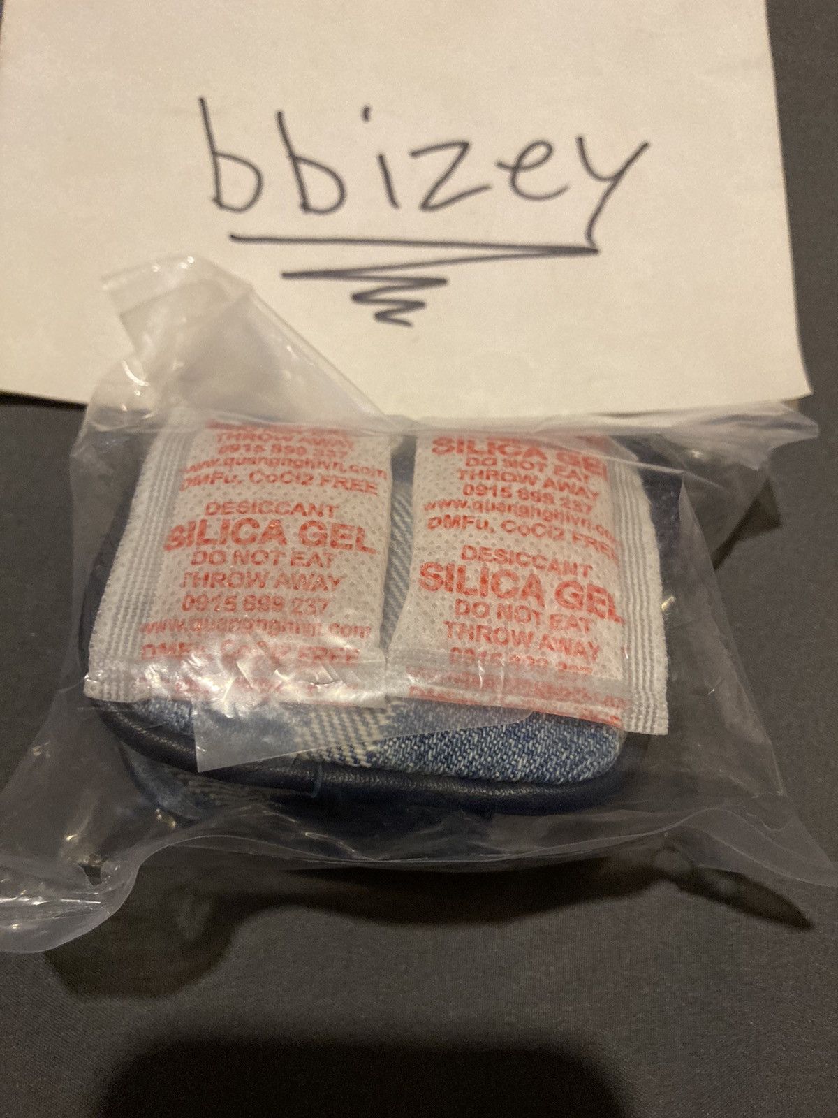 Supreme Supreme Fat Tip Jacquard Denim AirPod Case Blue Size ONE SIZE - 3 Thumbnail