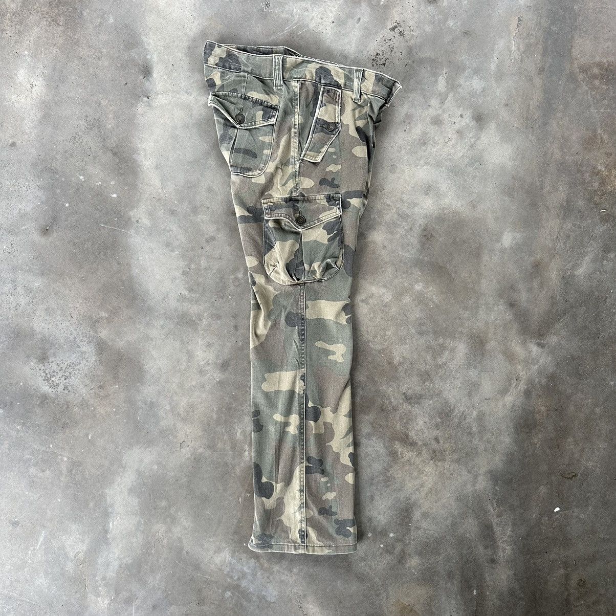 Japanese Brand Vintage Japanese Japan Camo Faded Tactical Cargo Pants Size US 29 - 11 Thumbnail