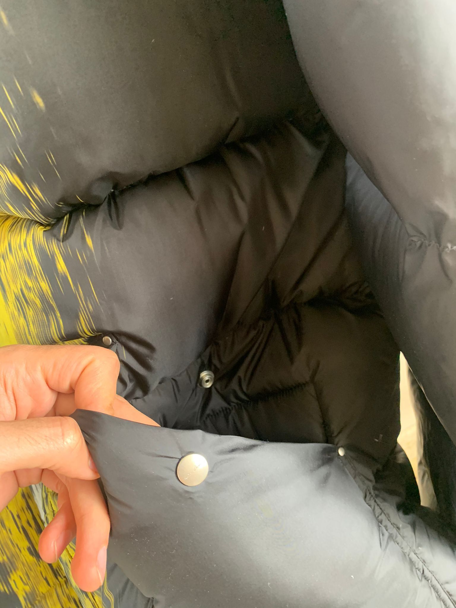 Rick Owens FW20 Jumbo Duvet Goose Down Parka in Black / Acid Print Size US M / EU 48-50 / 2 - 10 Thumbnail